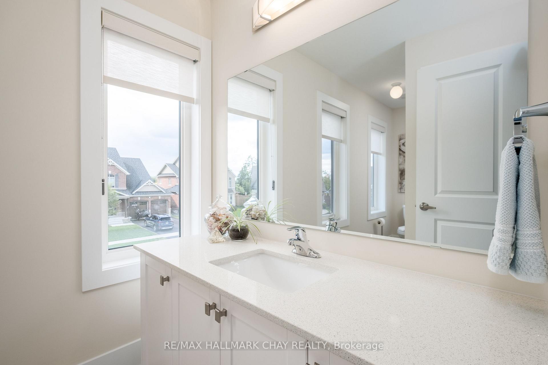 Photo 32 of 38 Rugman Crescent, Springwater, Centre Vespra — HOMEH