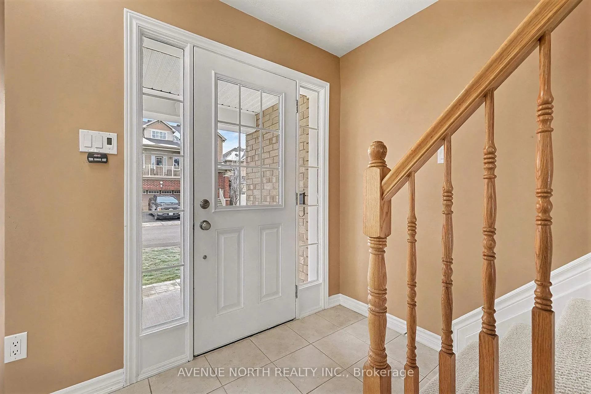 Photo 4 of 411 Brigatine Avenue, Ottawa, Stittsville (North) — HOMEH