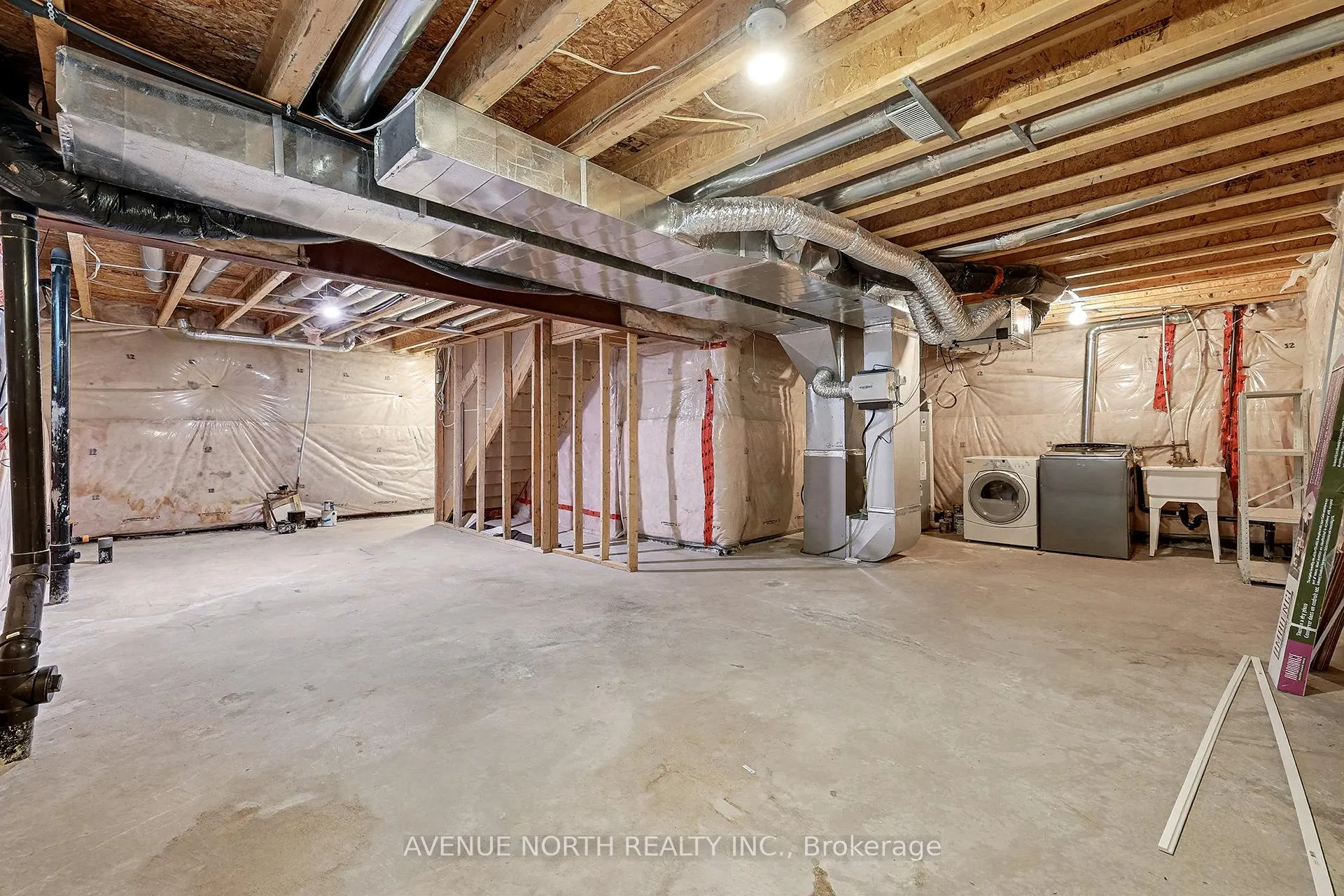 Photo 24 of 411 Brigatine Avenue, Ottawa, Stittsville (North) — HOMEH