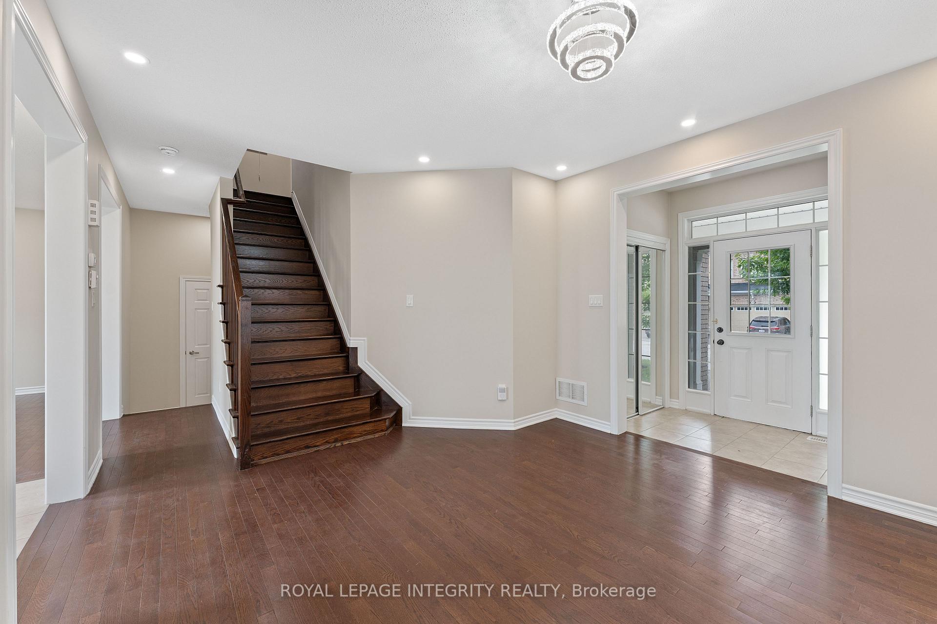 Photo 7 of 405 Brigatine Avenue, Ottawa, Stittsville (North) — HOMEH