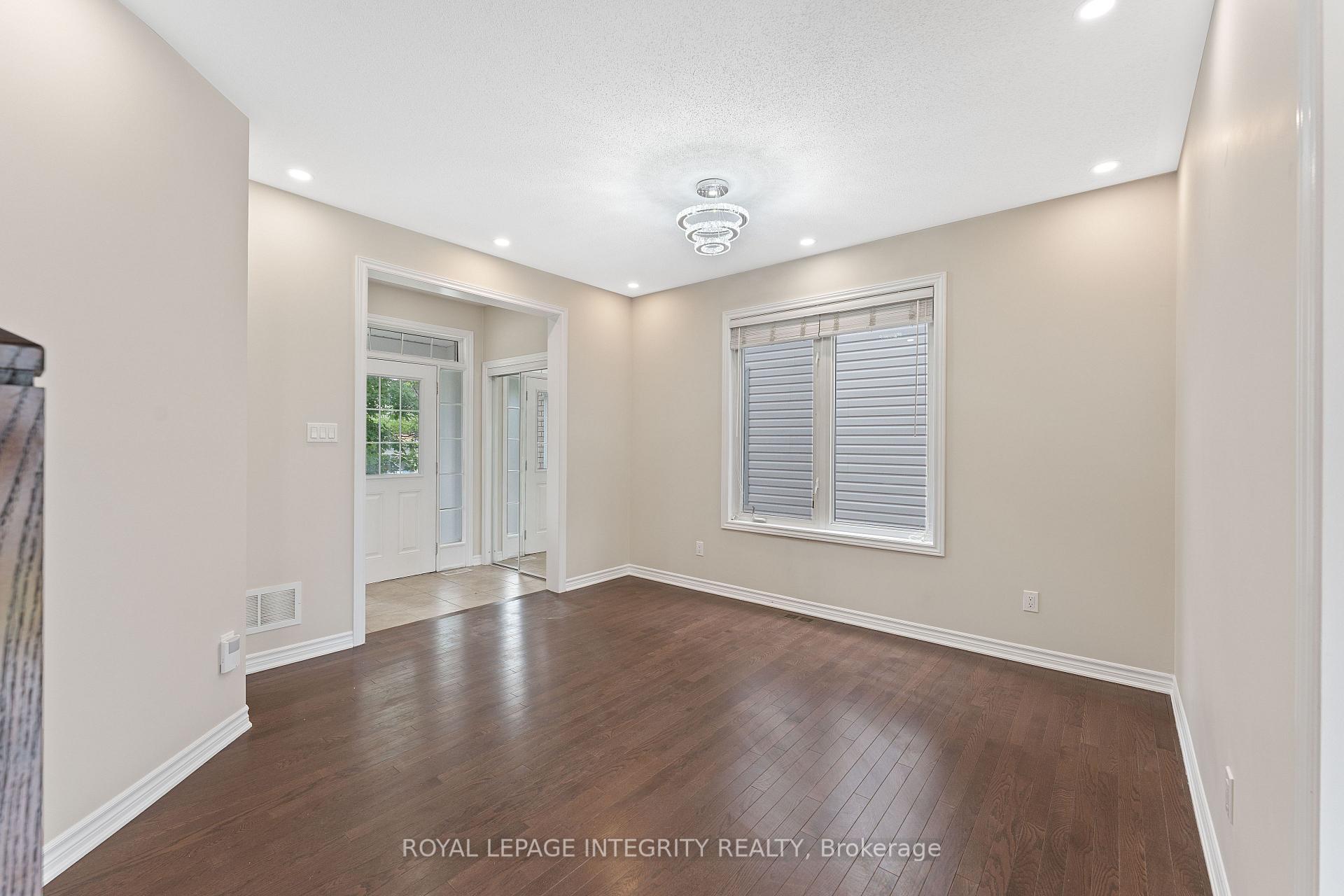 Photo 9 of 405 Brigatine Avenue, Ottawa, Stittsville (North) — HOMEH