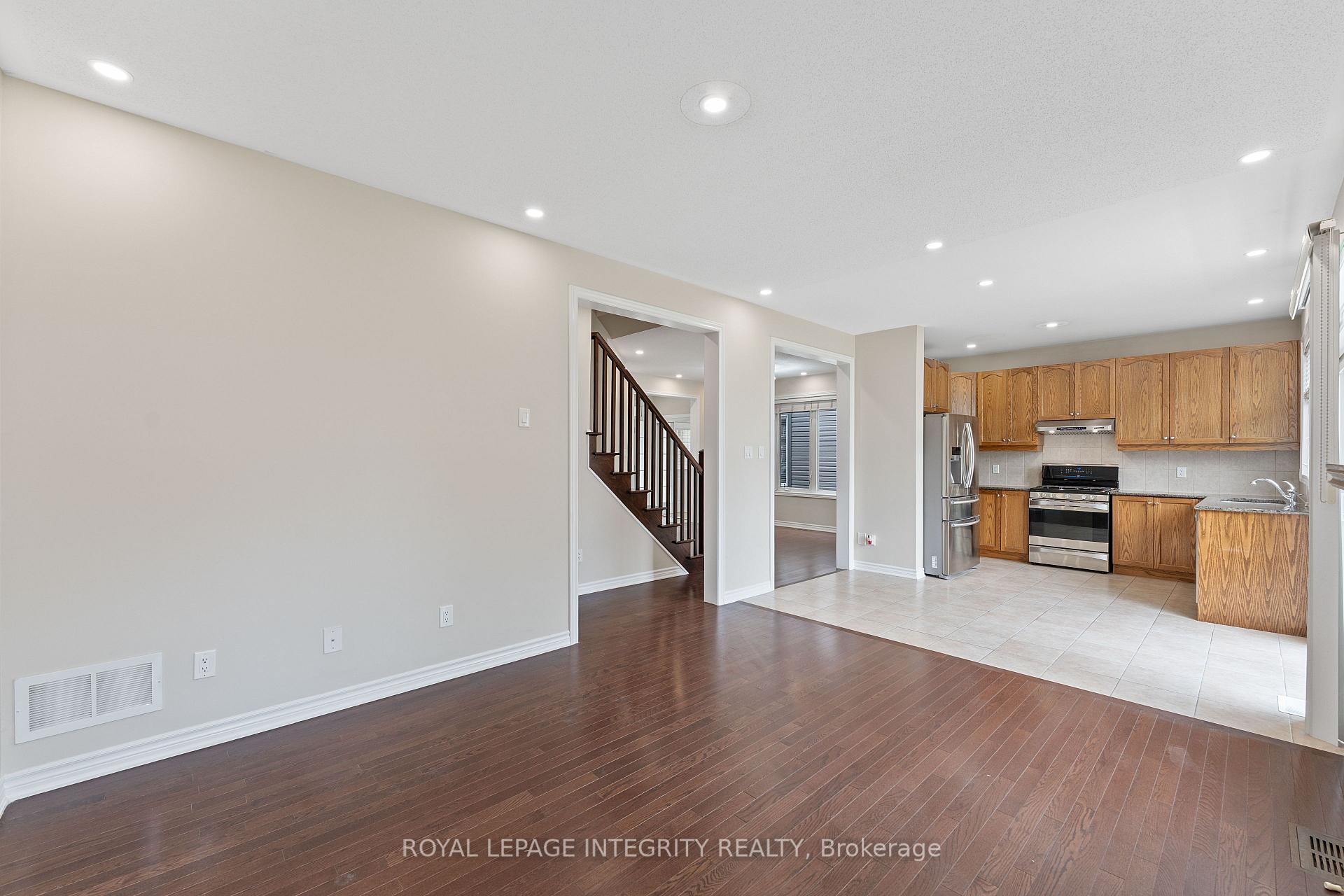 Photo 14 of 405 Brigatine Avenue, Ottawa, Stittsville (North) — HOMEH