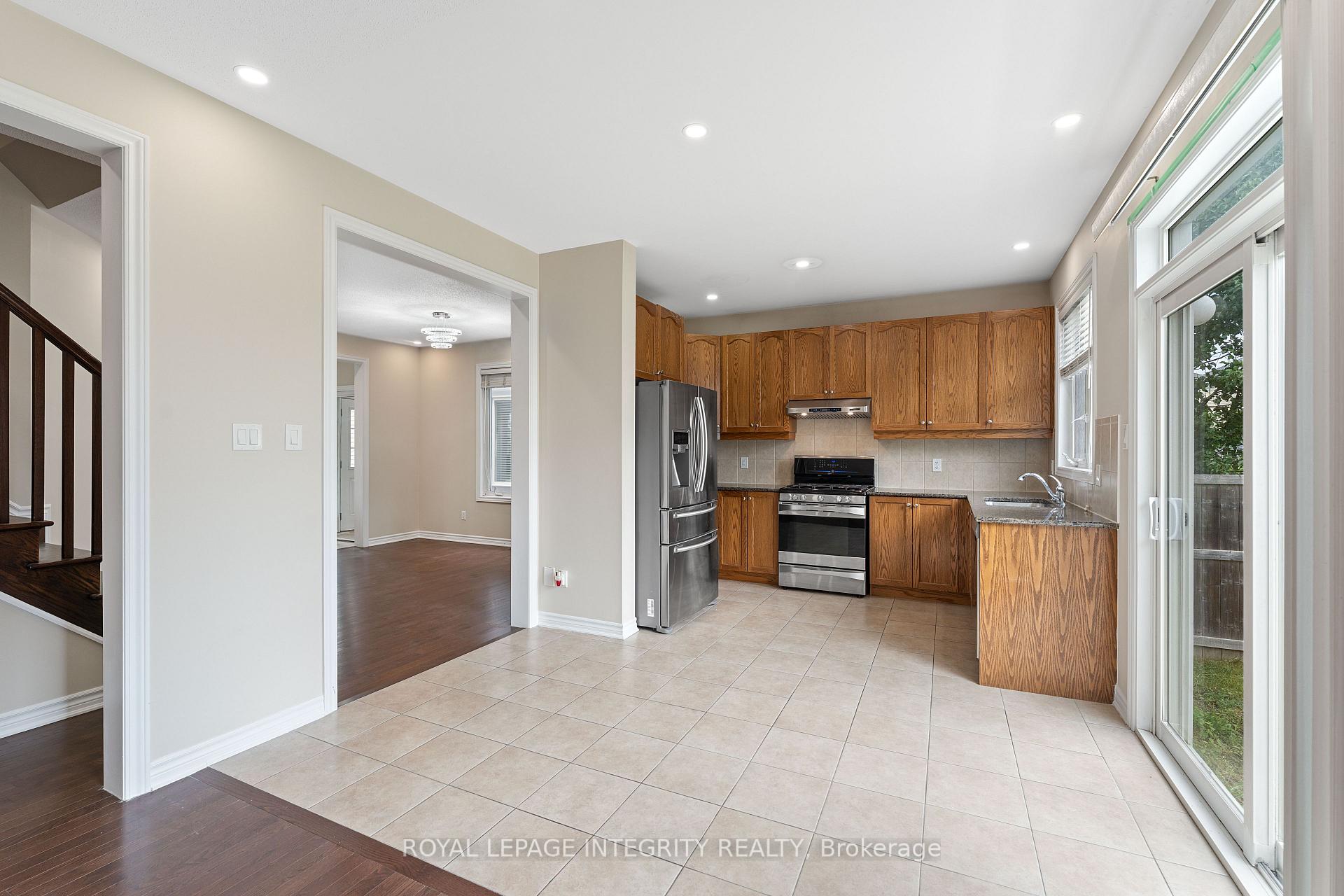 Photo 15 of 405 Brigatine Avenue, Ottawa, Stittsville (North) — HOMEH
