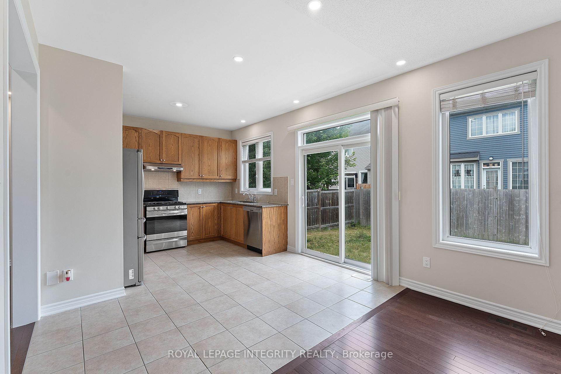 Photo 16 of 405 Brigatine Avenue, Ottawa, Stittsville (North) — HOMEH