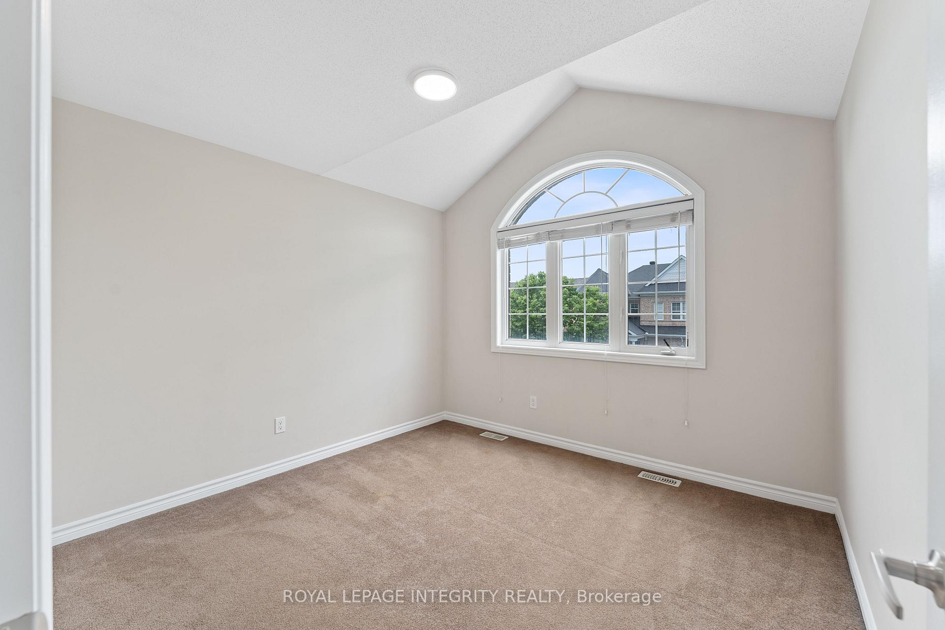 Photo 30 of 405 Brigatine Avenue, Ottawa, Stittsville (North) — HOMEH