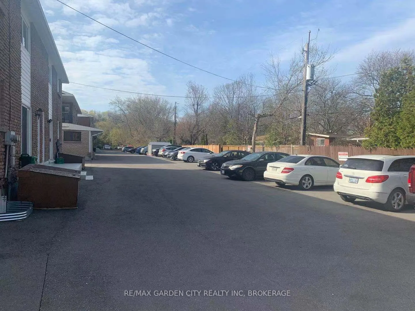 Photo 3 of Unit unit 4, 358 Glenridge Avenue, St. Catharines, Glendale/Glenridge — HOMEH