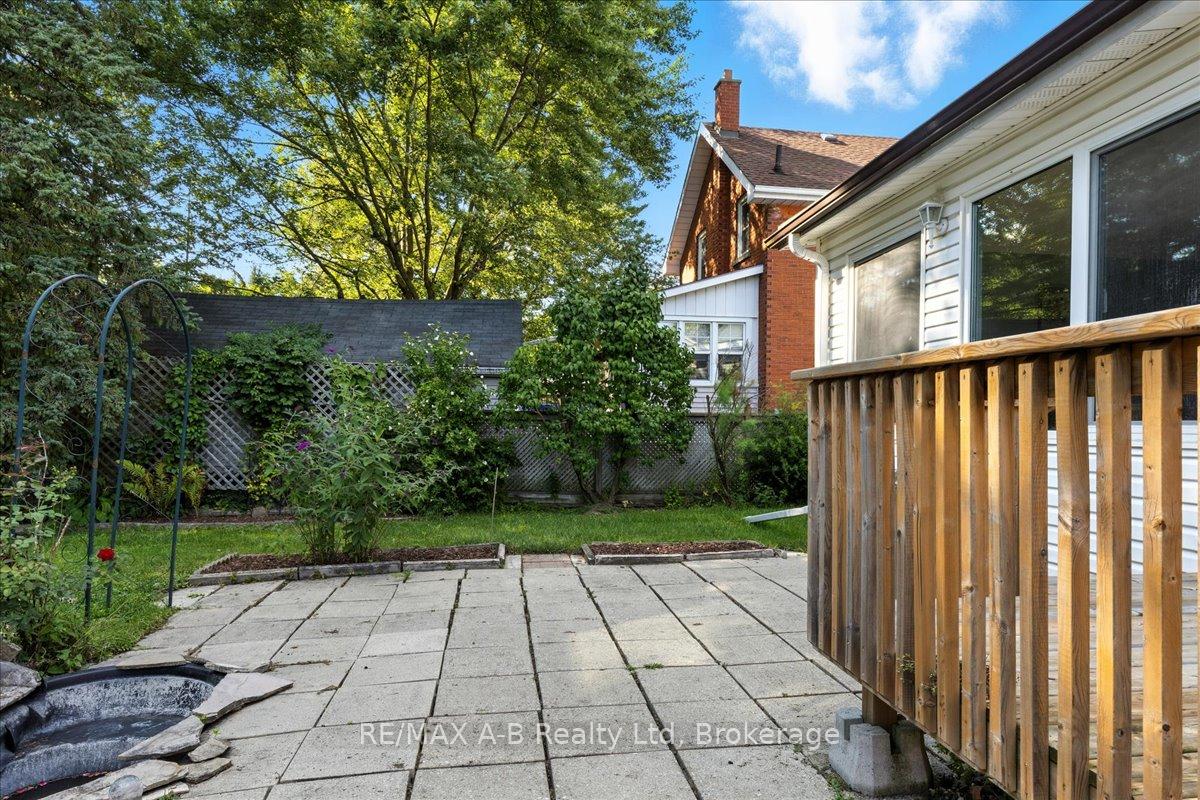 Photo 30 of 75 Youngs Street, Stratford — HOMEH