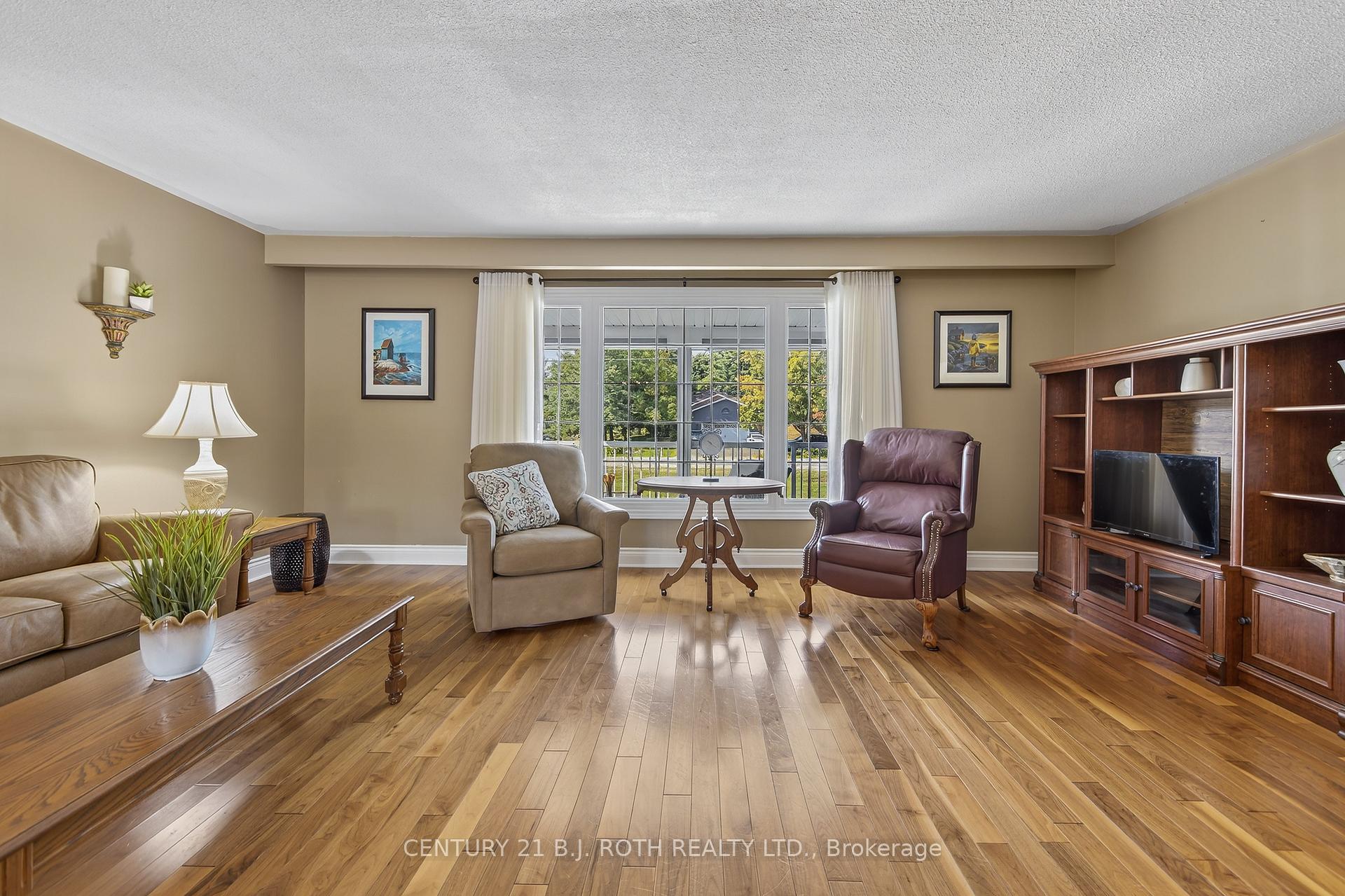 Photo 9 of 1173 St Vincent Street, Springwater, Midhurst — HOMEH