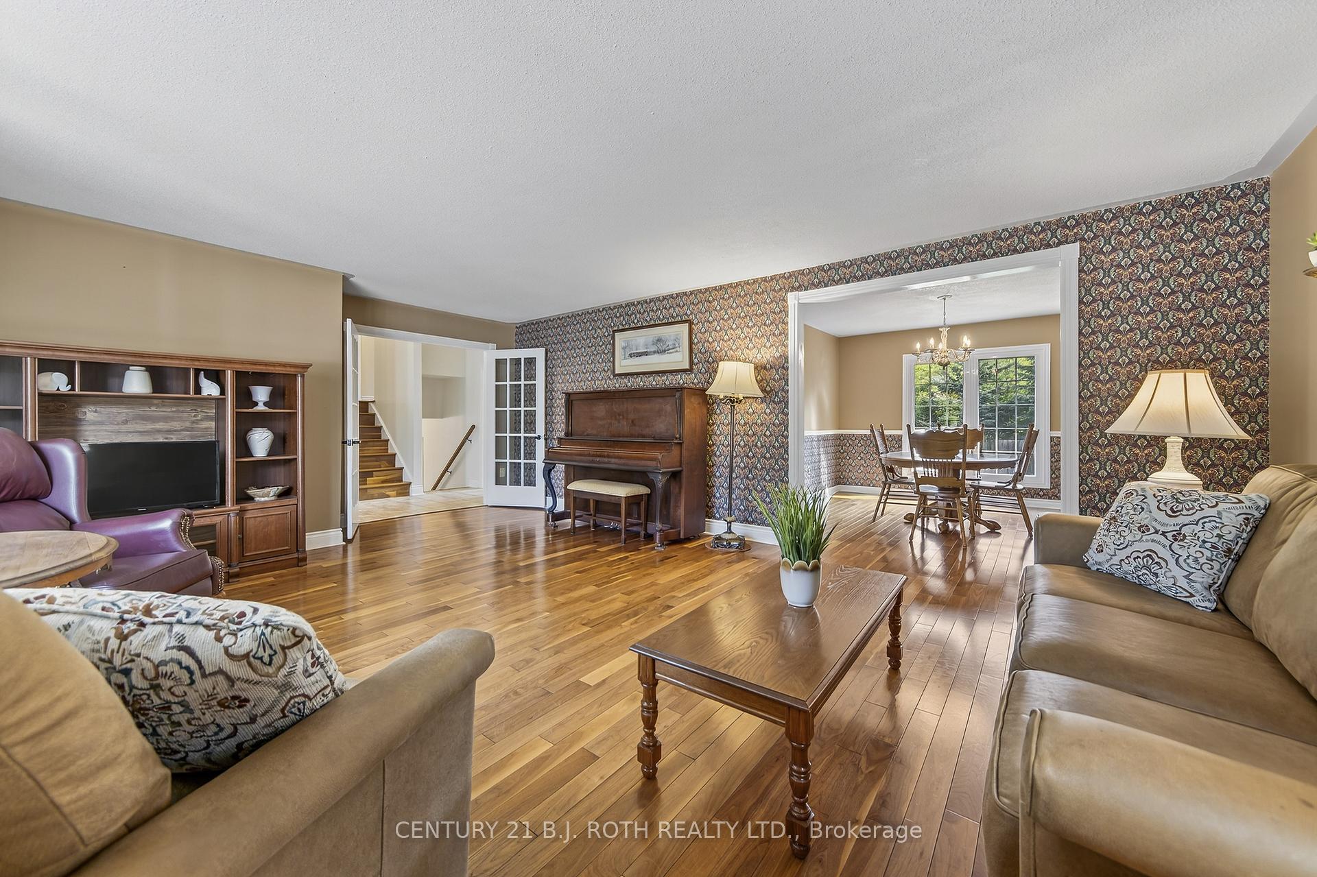Photo 10 of 1173 St Vincent Street, Springwater, Midhurst — HOMEH