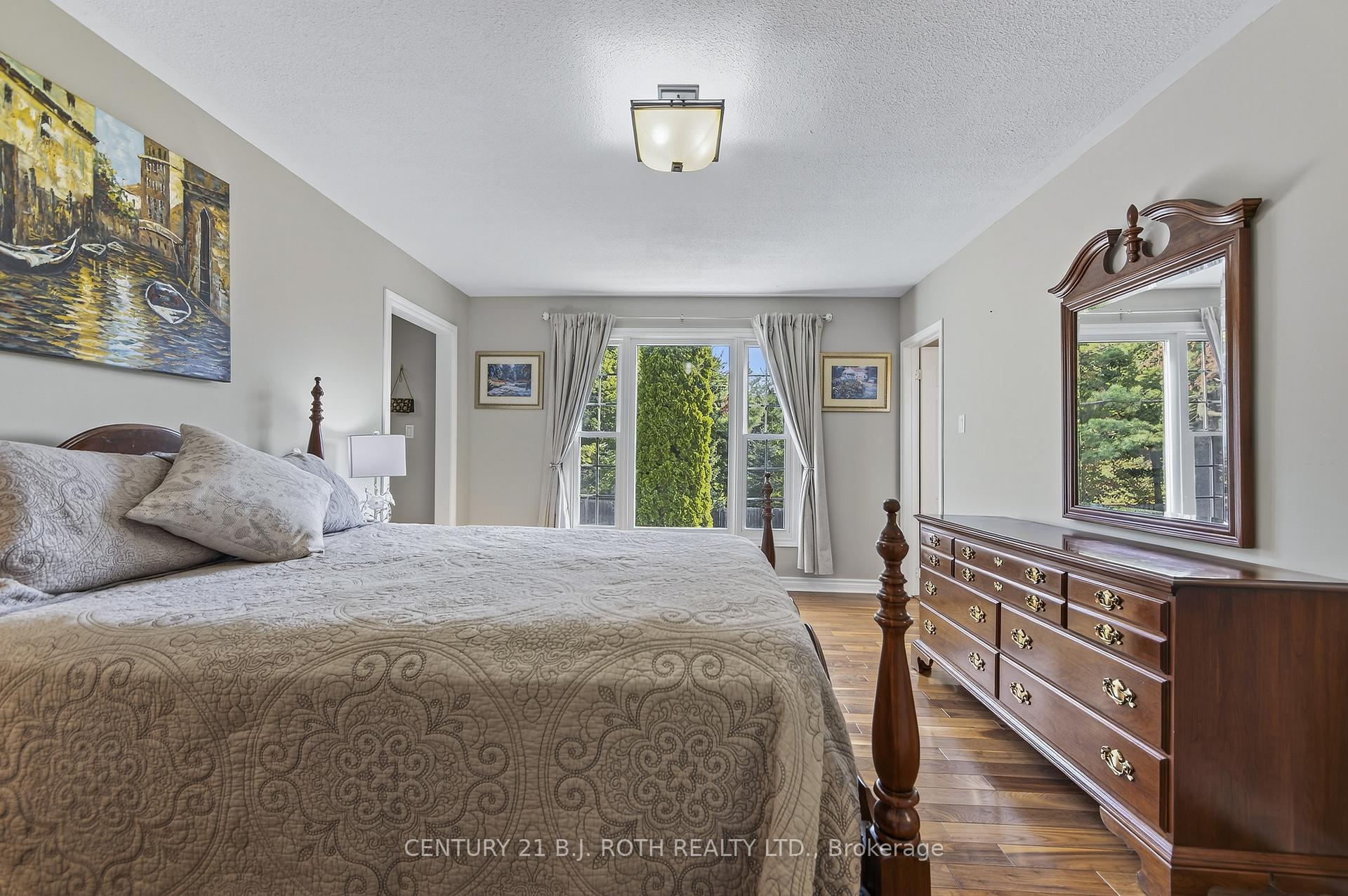 Photo 15 of 1173 St Vincent Street, Springwater, Midhurst — HOMEH