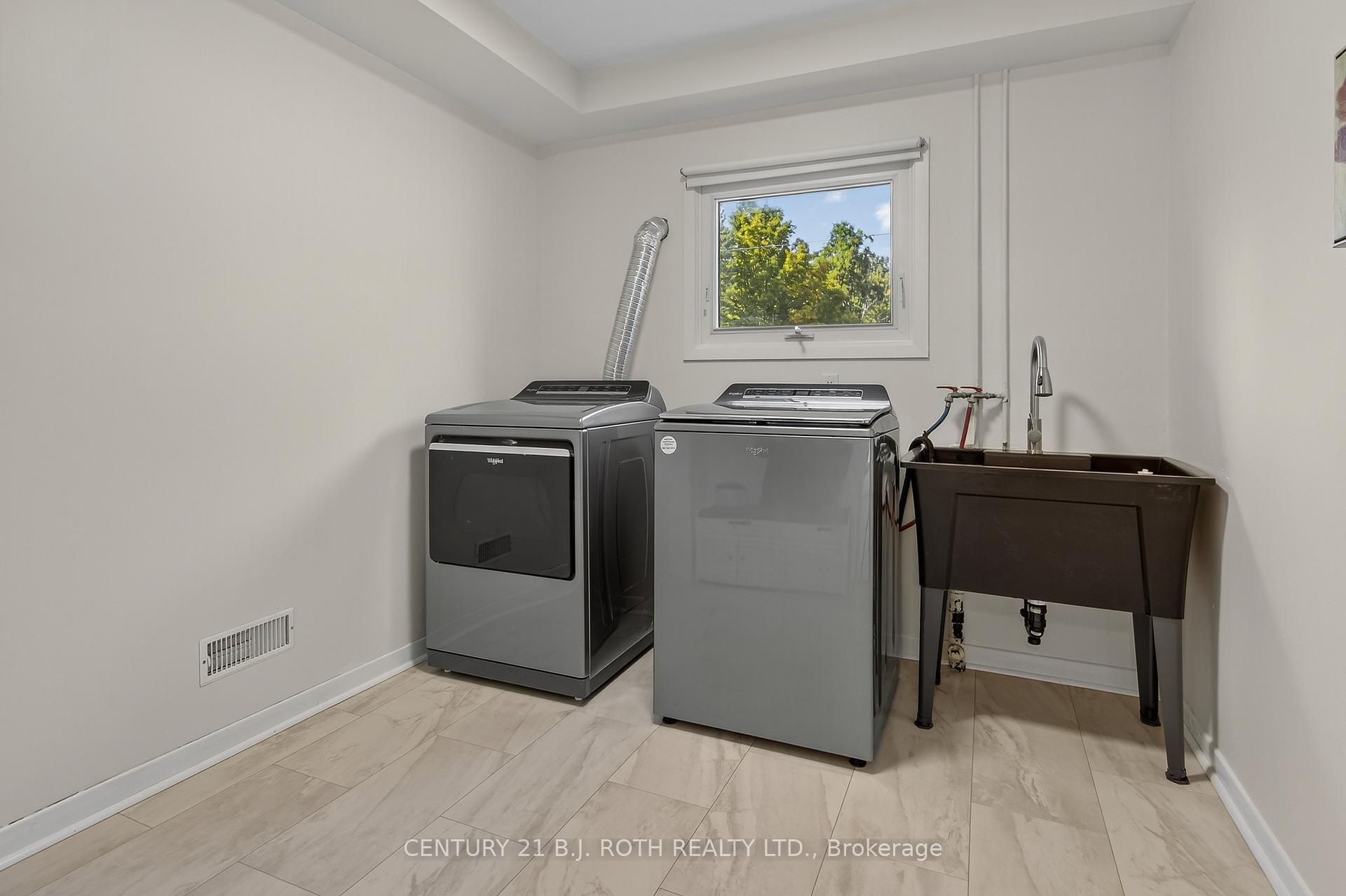 Photo 21 of 1173 St Vincent Street, Springwater, Midhurst — HOMEH