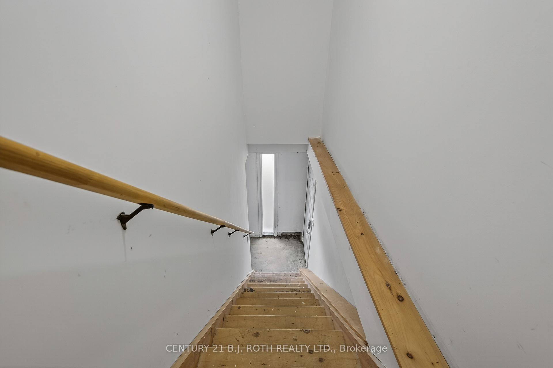 Photo 24 of 1173 St Vincent Street, Springwater, Midhurst — HOMEH