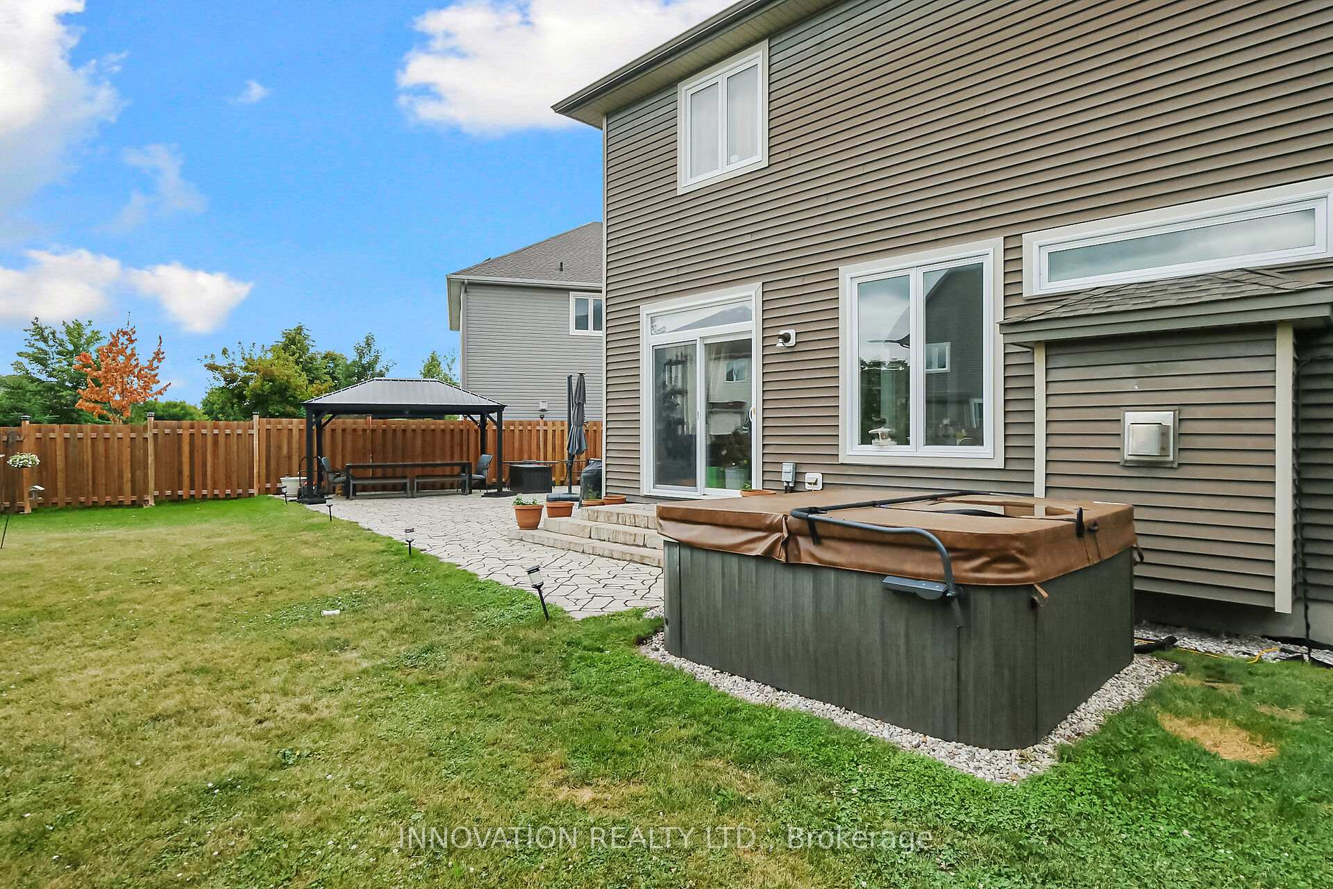 Photo 21 of 710 Wrangler Circle, Ottawa, Stittsville (North) — HOMEH