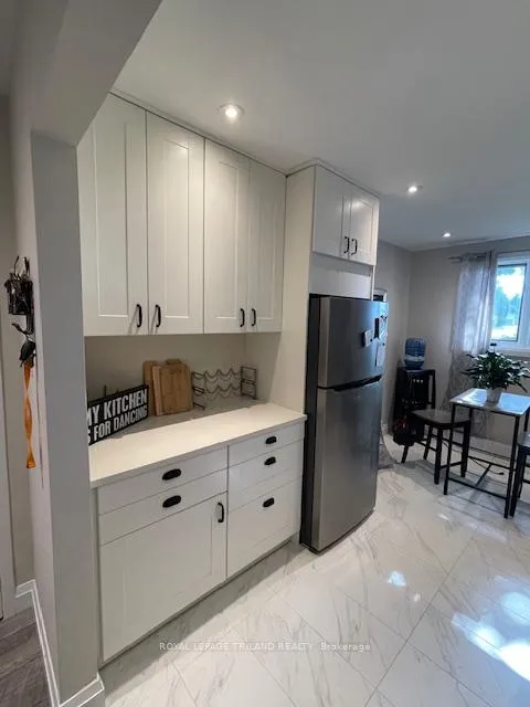 Photo 10 of 221 Highview Drive, St. Thomas — HOMEH