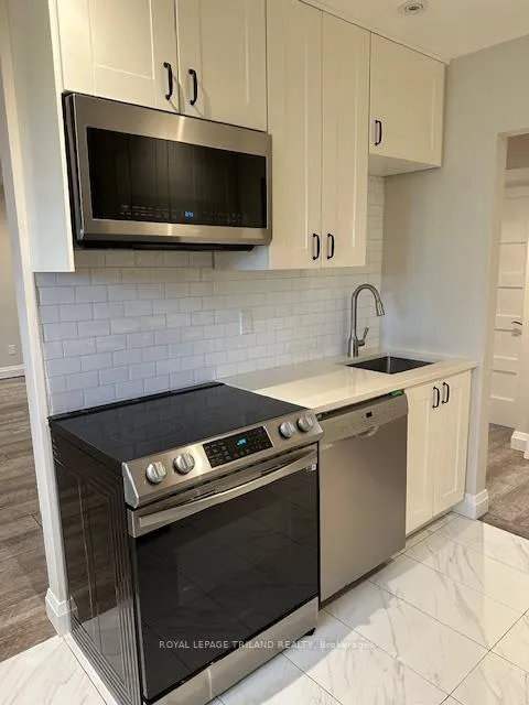Photo 16 of 221 Highview Drive, St. Thomas — HOMEH