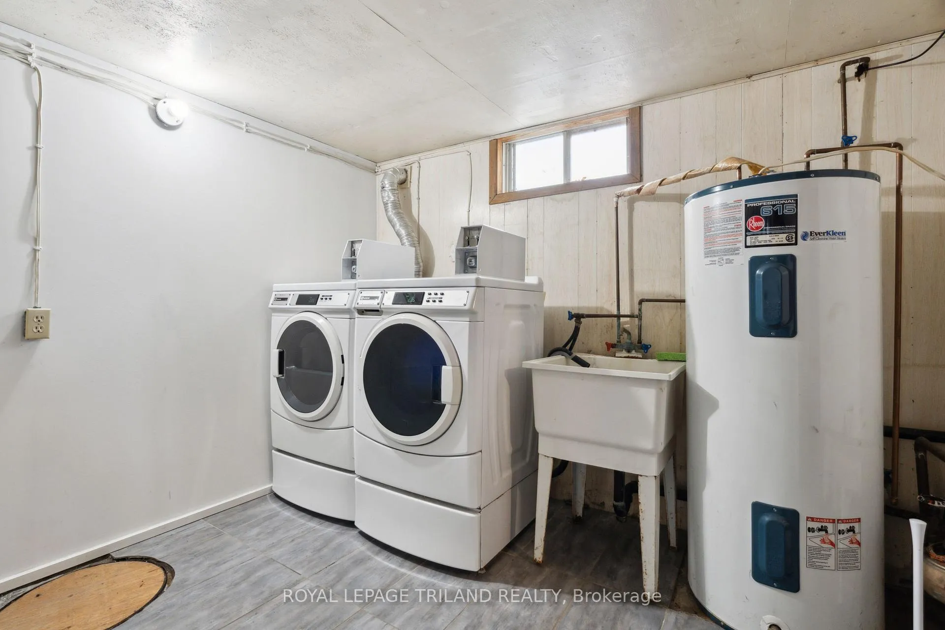 Photo 34 of 221 Highview Drive, St. Thomas — HOMEH