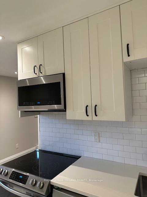 Photo 17 of 221 Highview Drive, St. Thomas — HOMEH