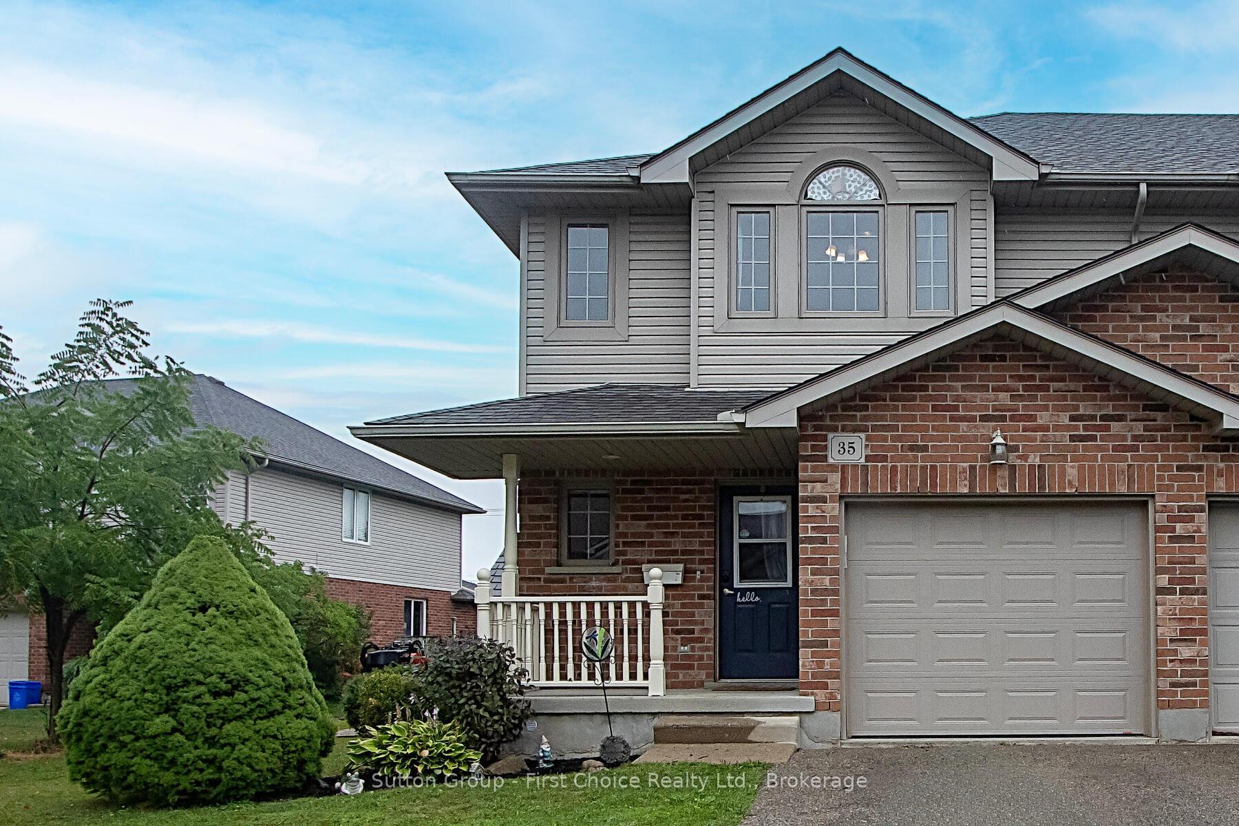 Photo 1 of 35 Hyde Road, Stratford — HOMEH