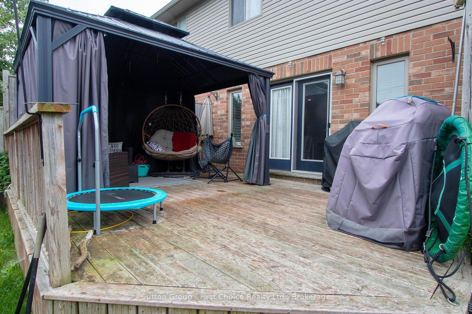 Photo 39 of 35 Hyde Road, Stratford — HOMEH
