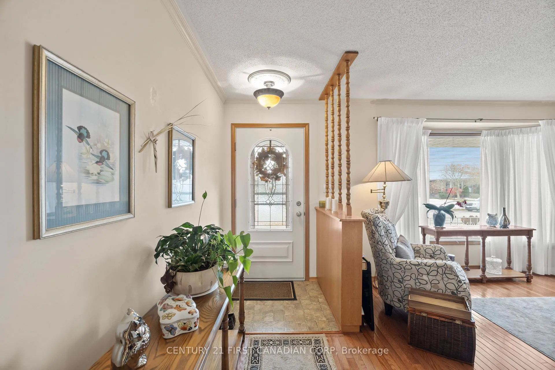 Photo 8 of 49 Bonnie Place, St. Thomas — HOMEH