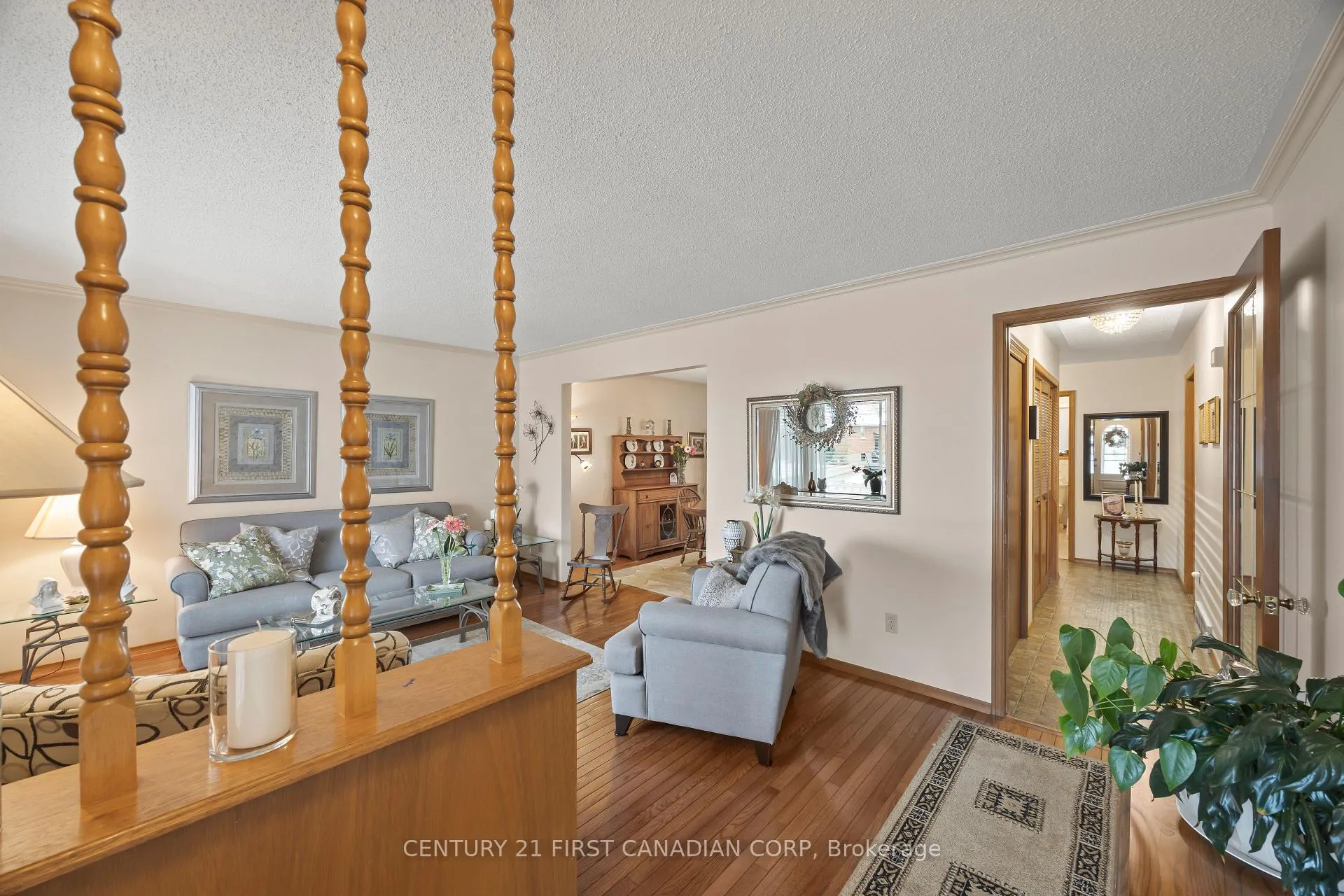 Photo 9 of 49 Bonnie Place, St. Thomas — HOMEH