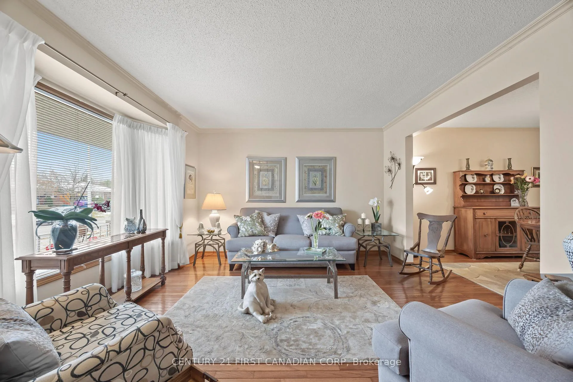 Photo 10 of 49 Bonnie Place, St. Thomas — HOMEH