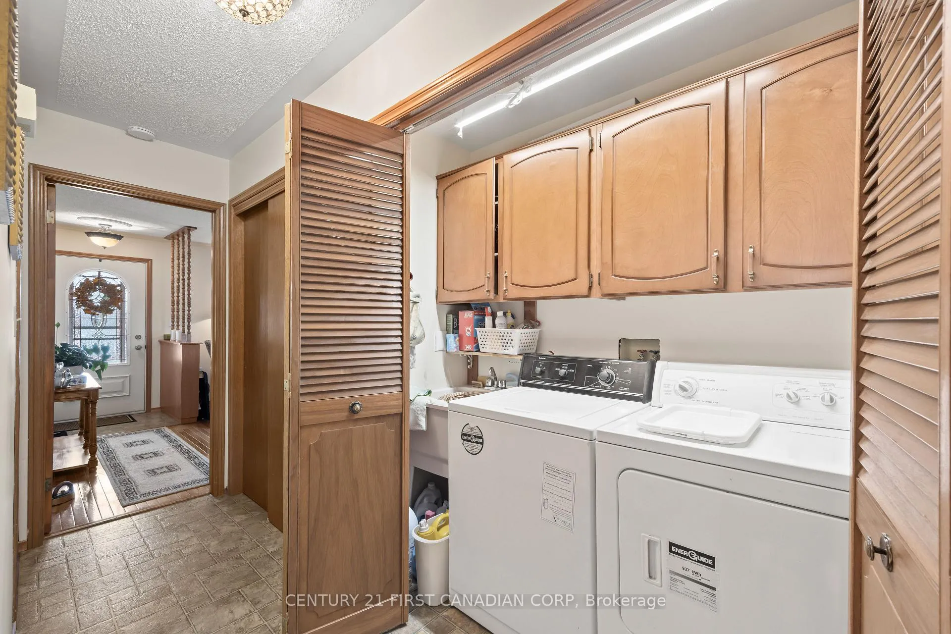 Photo 23 of 49 Bonnie Place, St. Thomas — HOMEH