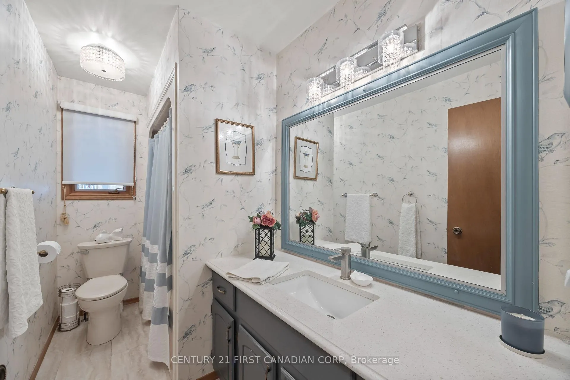 Photo 24 of 49 Bonnie Place, St. Thomas — HOMEH