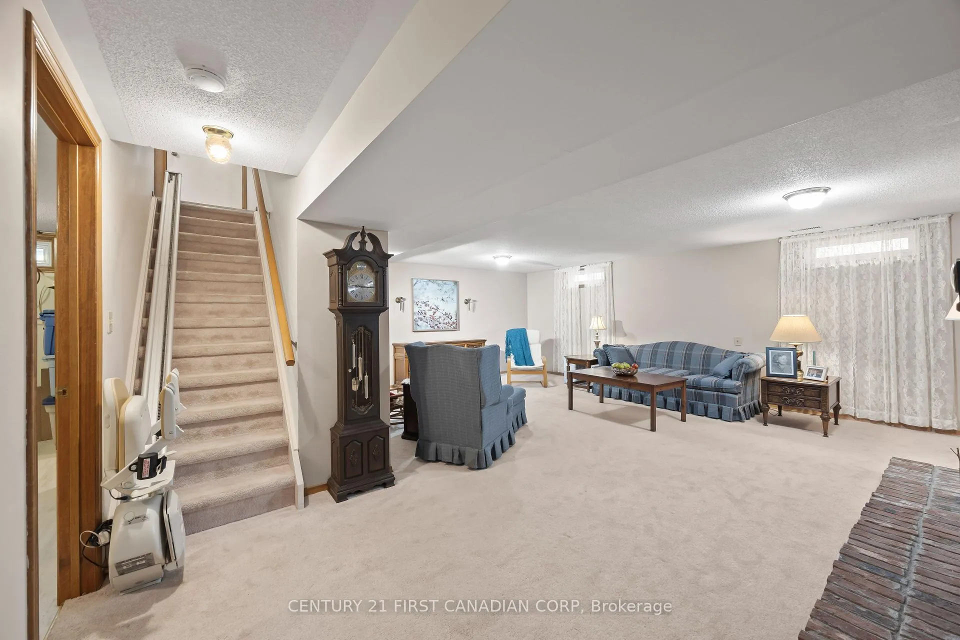 Photo 37 of 49 Bonnie Place, St. Thomas — HOMEH