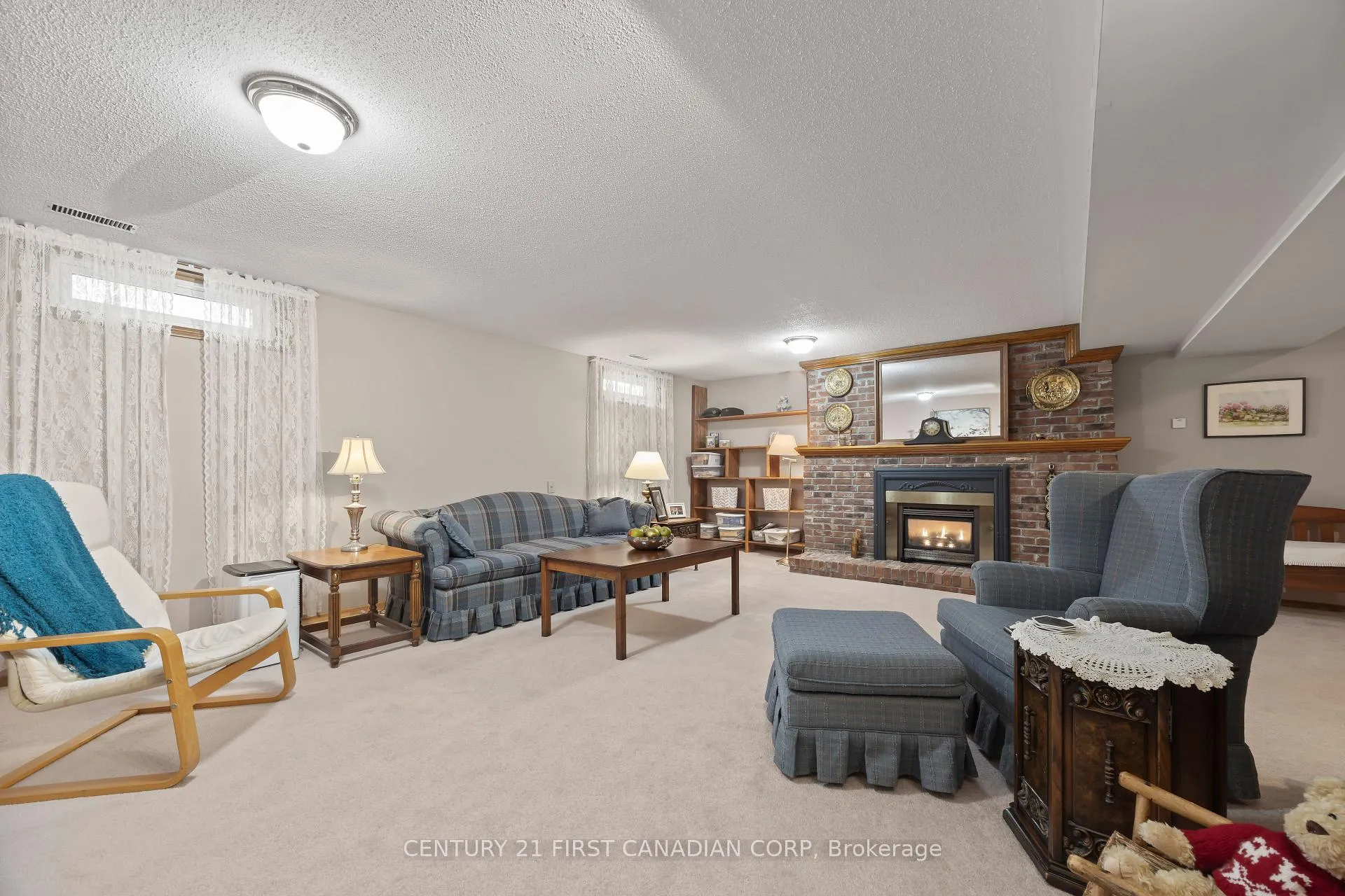 Photo 39 of 49 Bonnie Place, St. Thomas — HOMEH