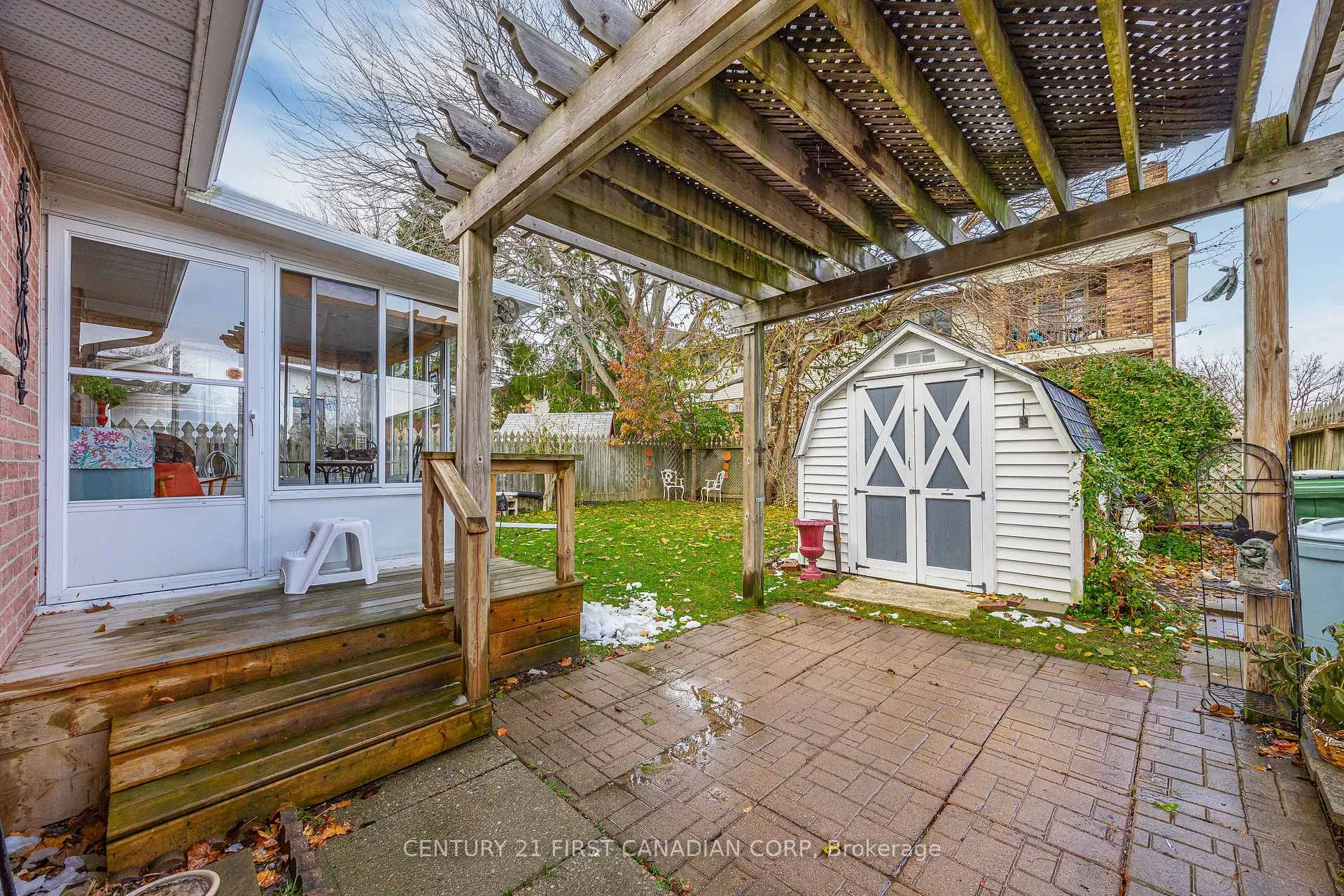 Photo 49 of 49 Bonnie Place, St. Thomas — HOMEH