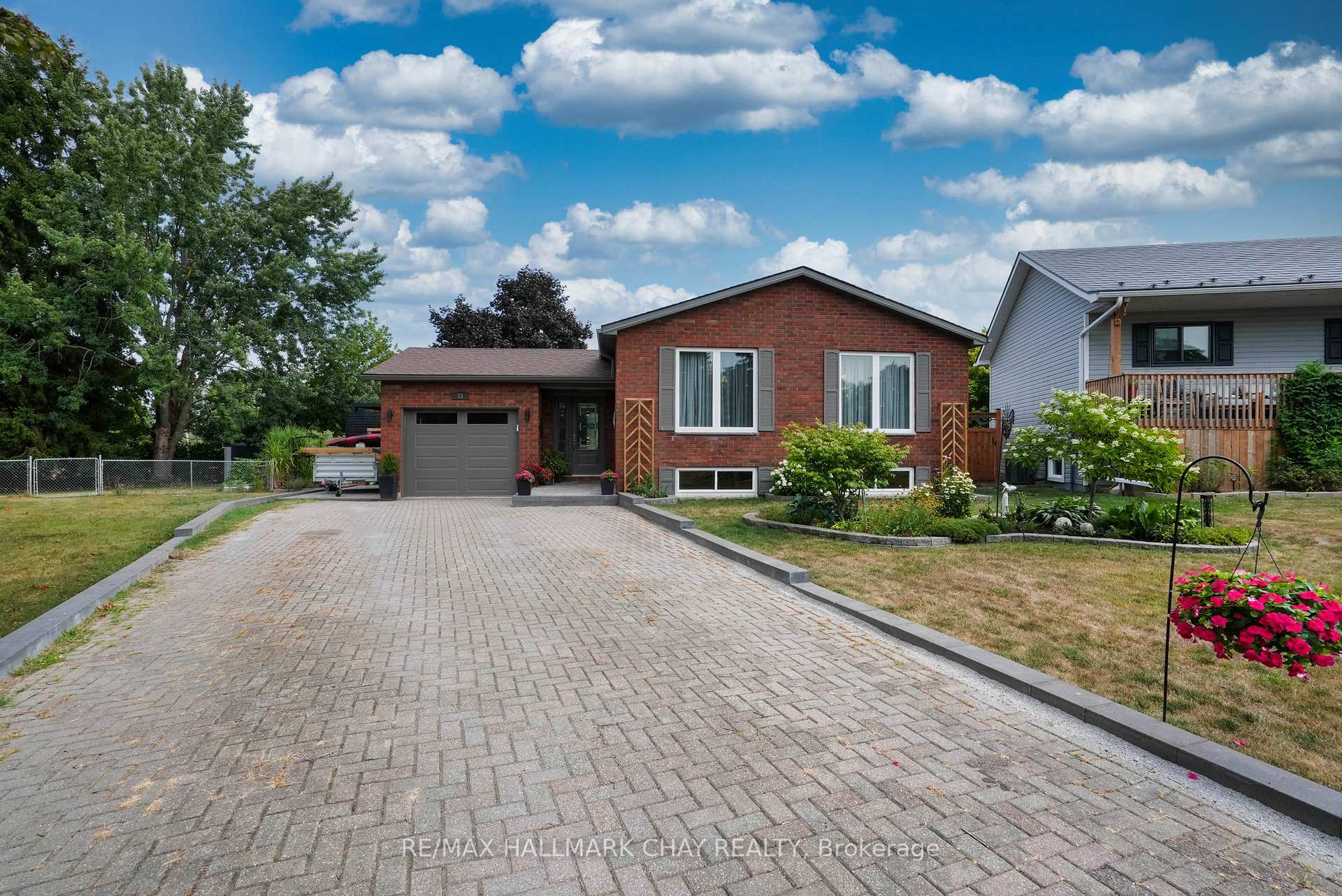 Photo 2 of 55 Shaw Street, Springwater, Elmvale — HOMEH