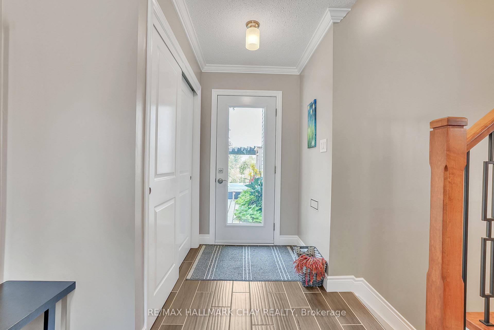 Photo 5 of 55 Shaw Street, Springwater, Elmvale — HOMEH