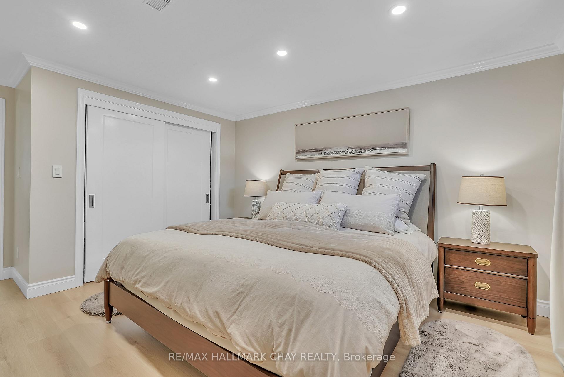Photo 24 of 55 Shaw Street, Springwater, Elmvale — HOMEH