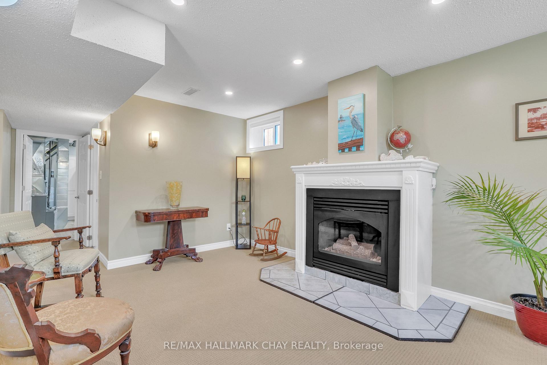 Photo 28 of 55 Shaw Street, Springwater, Elmvale — HOMEH