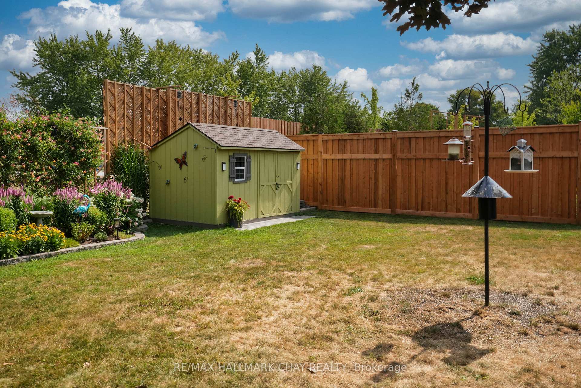 Photo 37 of 55 Shaw Street, Springwater, Elmvale — HOMEH