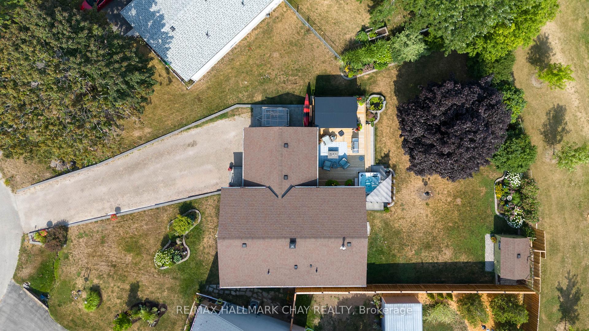 Photo 38 of 55 Shaw Street, Springwater, Elmvale — HOMEH