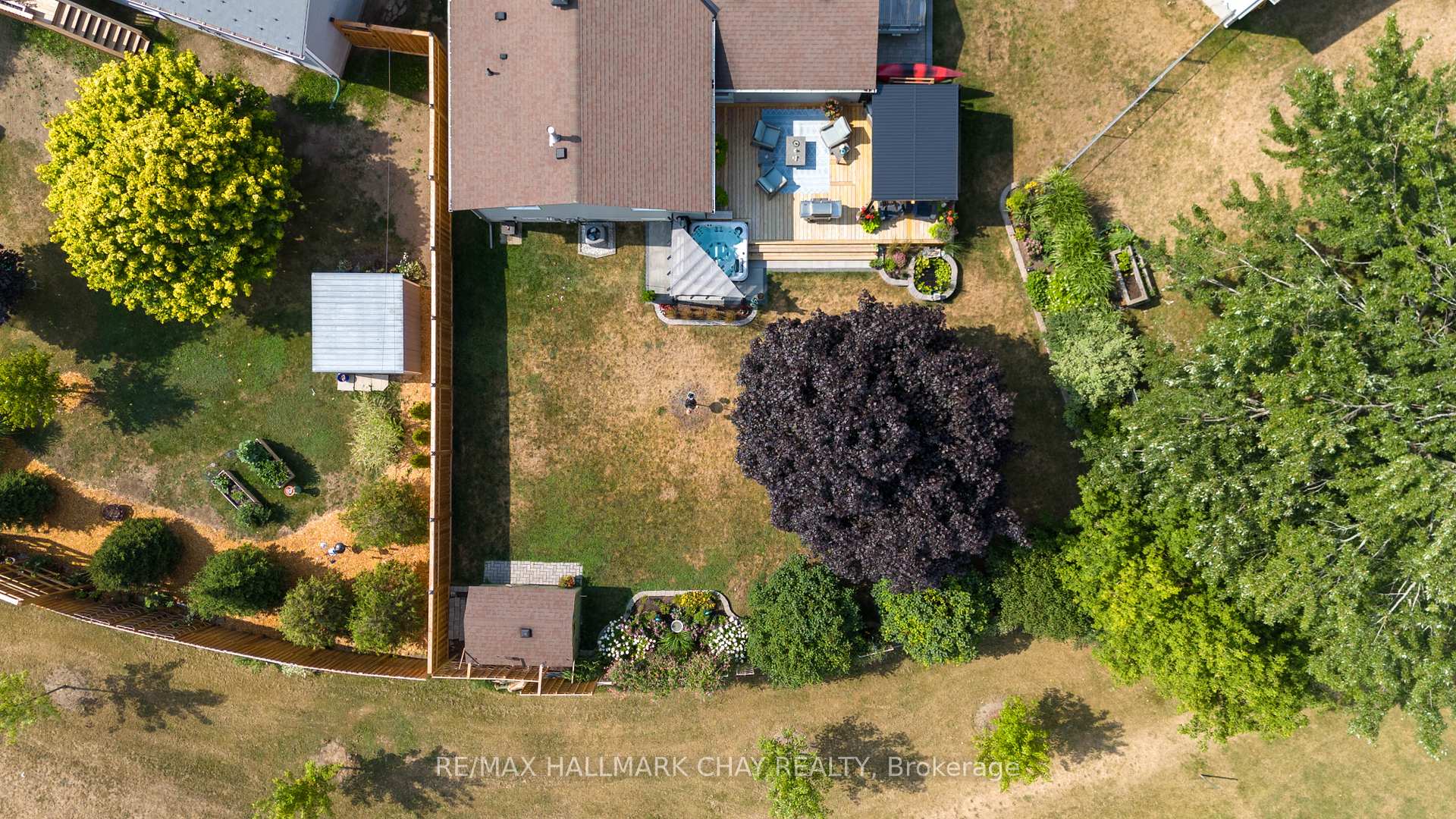 Photo 39 of 55 Shaw Street, Springwater, Elmvale — HOMEH
