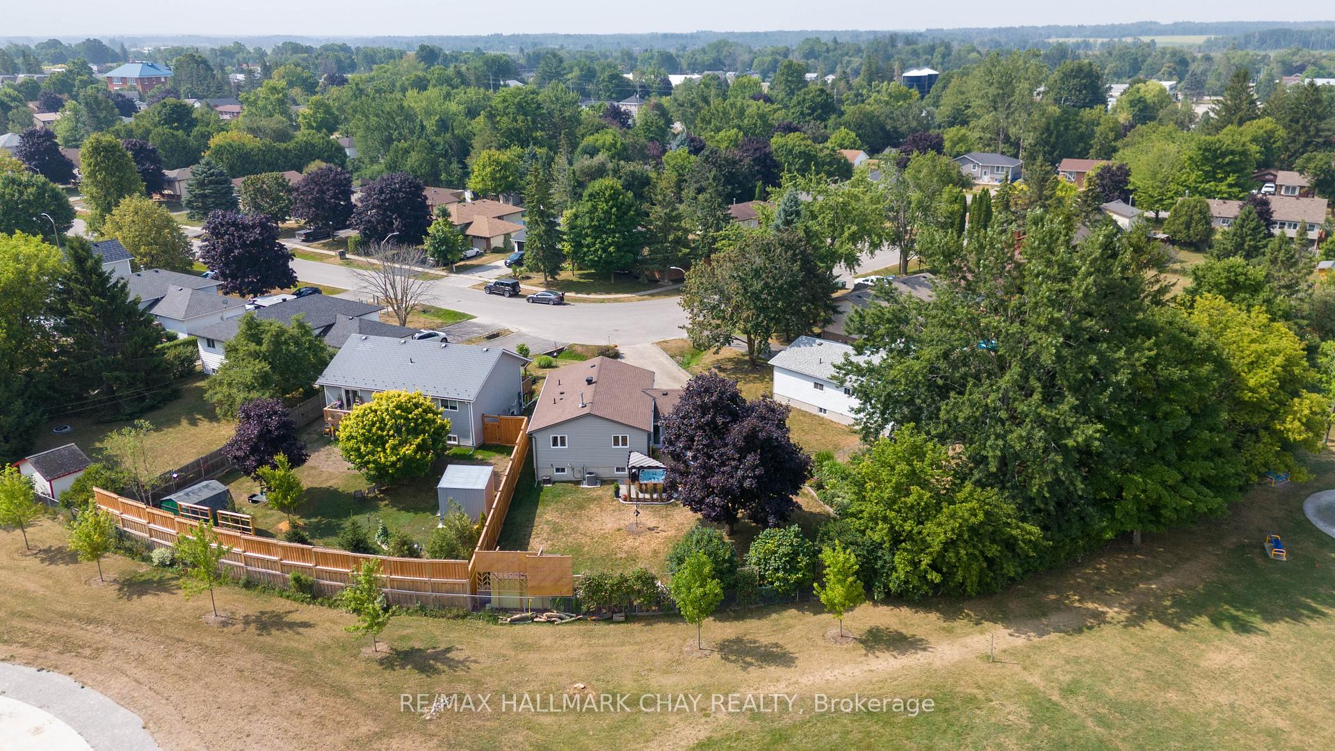 Photo 40 of 55 Shaw Street, Springwater, Elmvale — HOMEH
