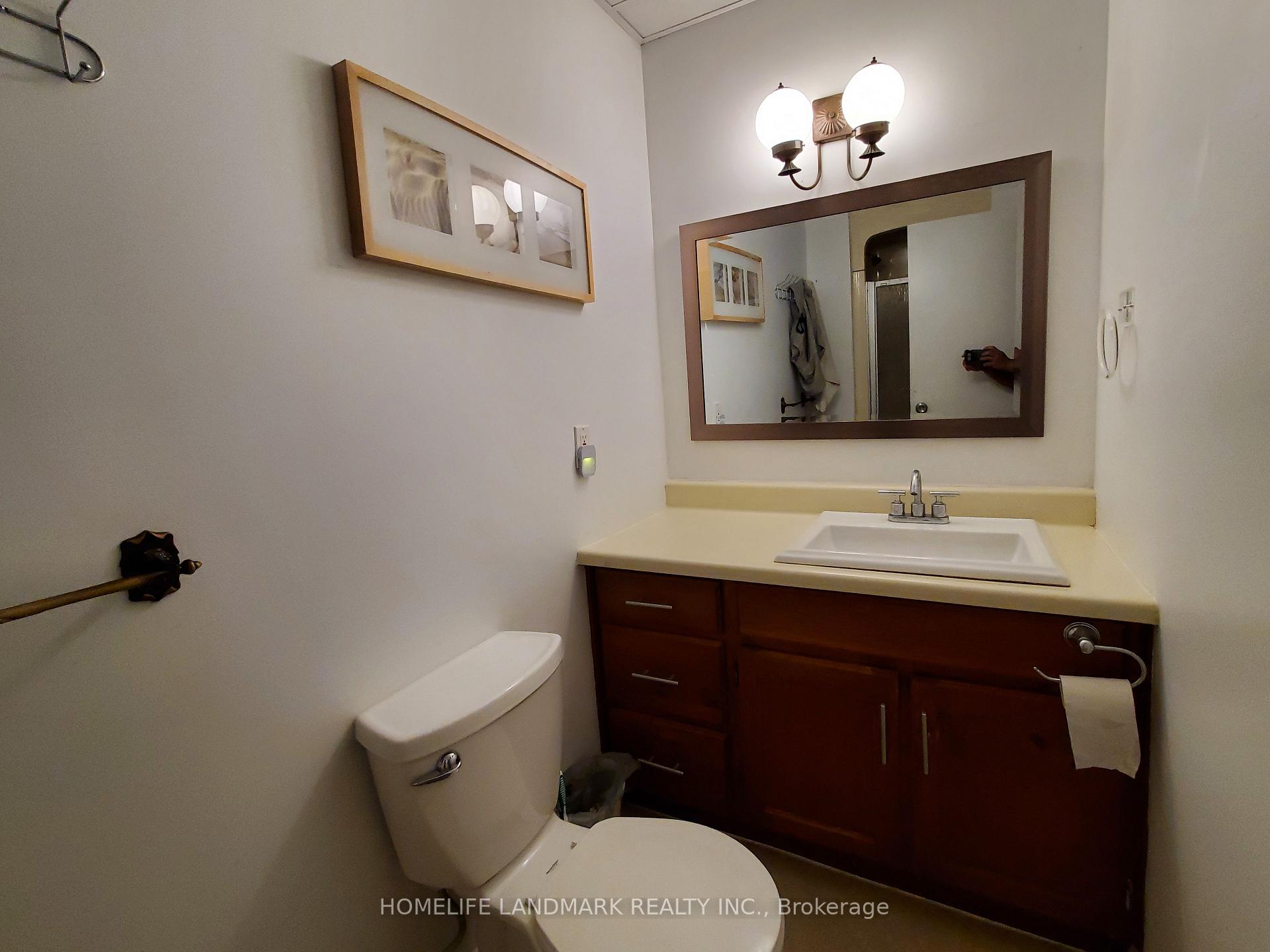 Photo 2 of Unit Basement, 14 Aberdeen Circle, St. Catharines, Glendale/Glenridge — HOMEH