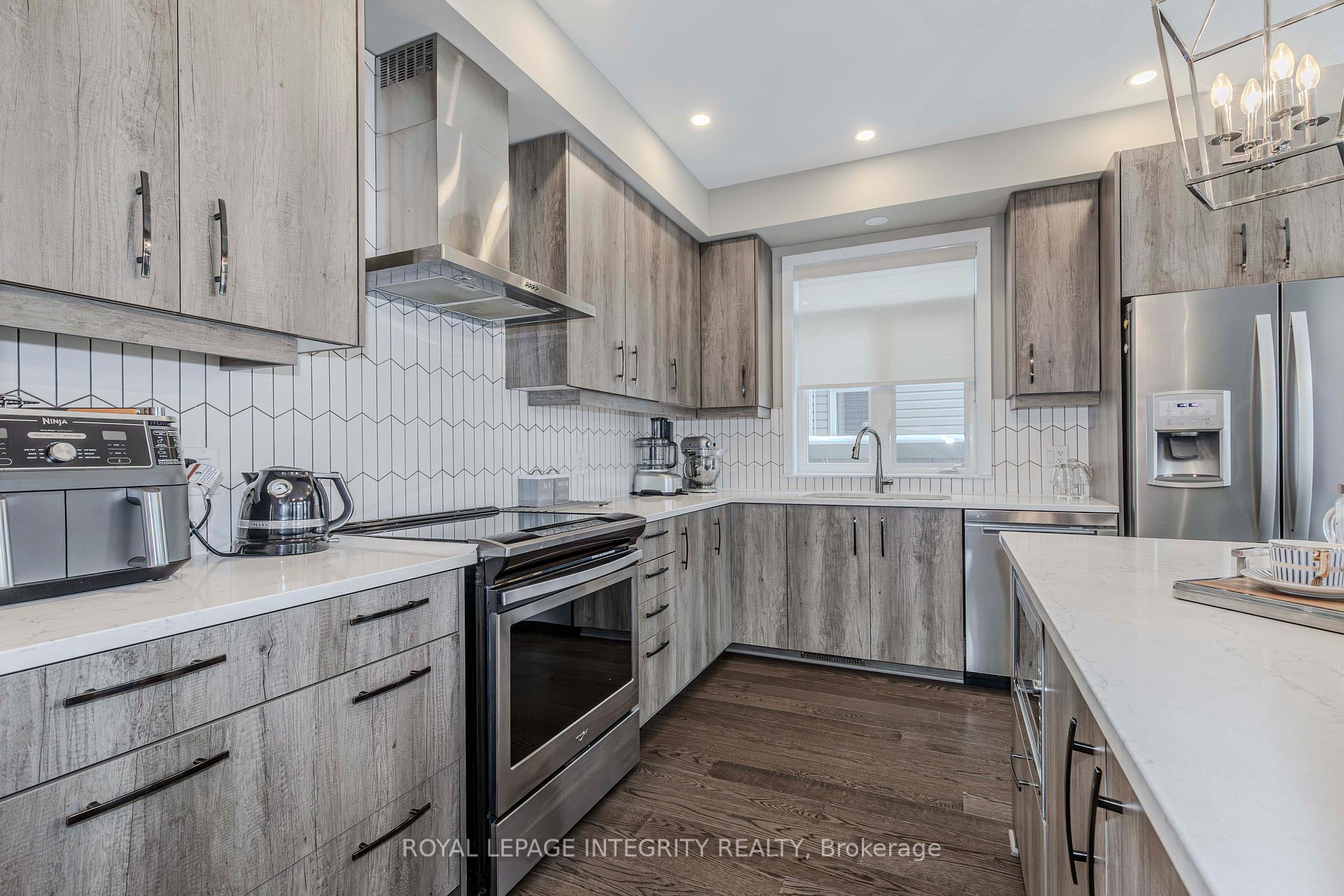 Photo 18 of 573 Bobolink Ridge, Ottawa, Stittsville (South) — HOMEH