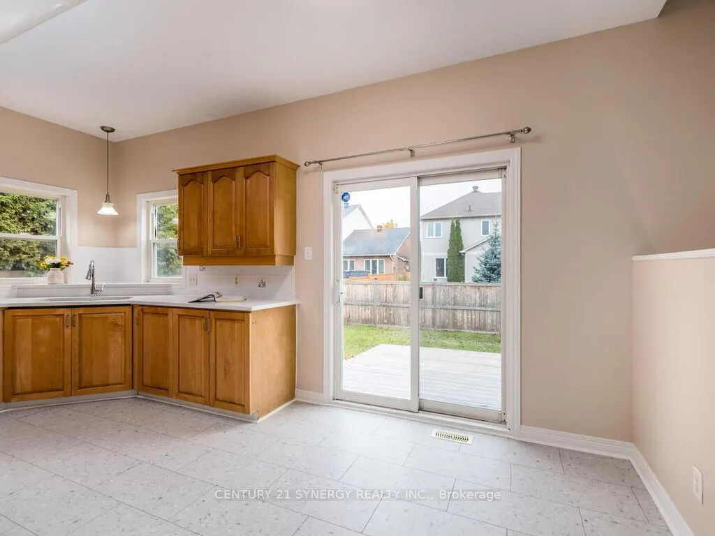 Photo 21 of 34 Eliza Crescent, Ottawa, Stittsville (South) — HOMEH