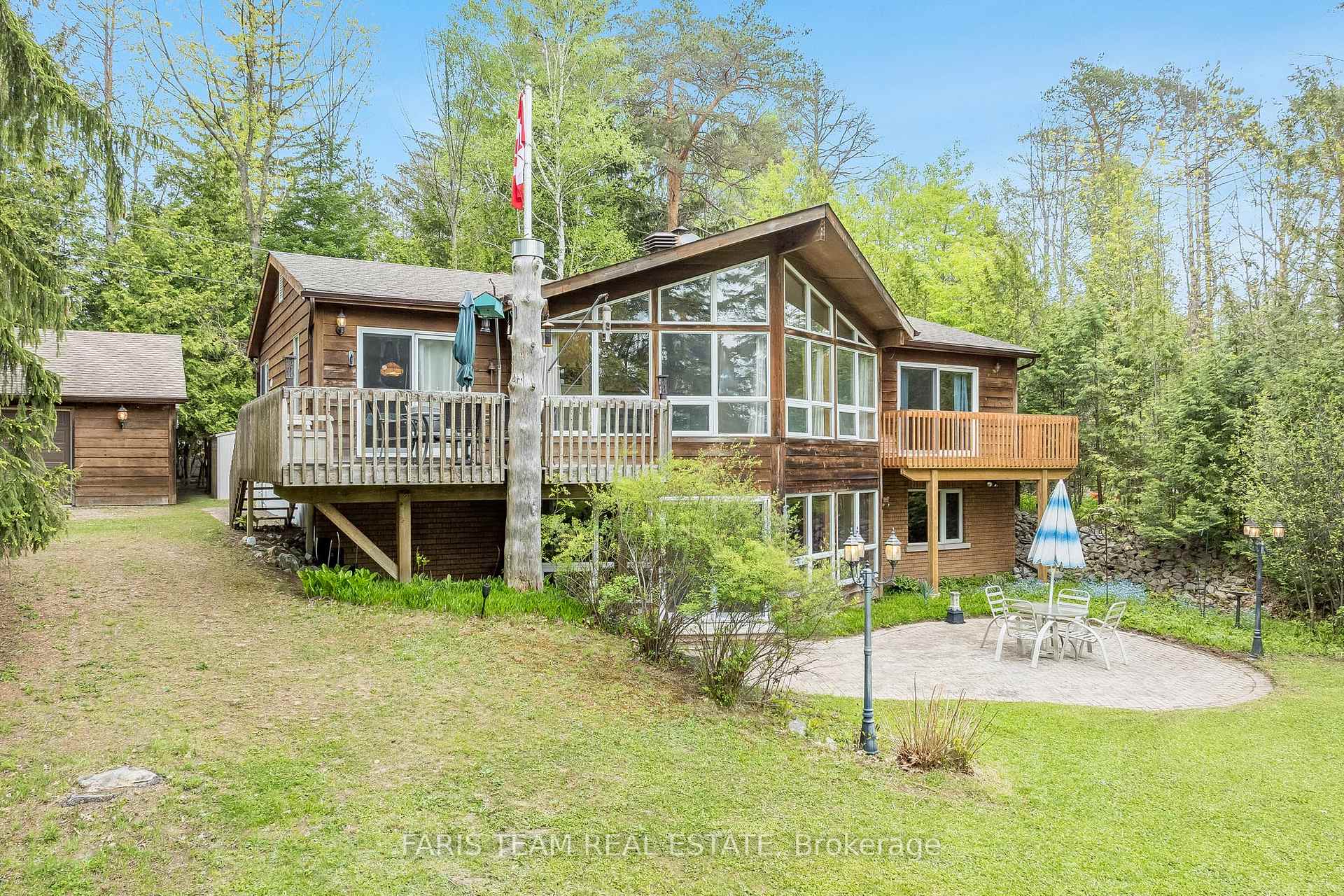 Photo 3 of 2385 Whetham Road, Springwater, Rural Springwater — HOMEH