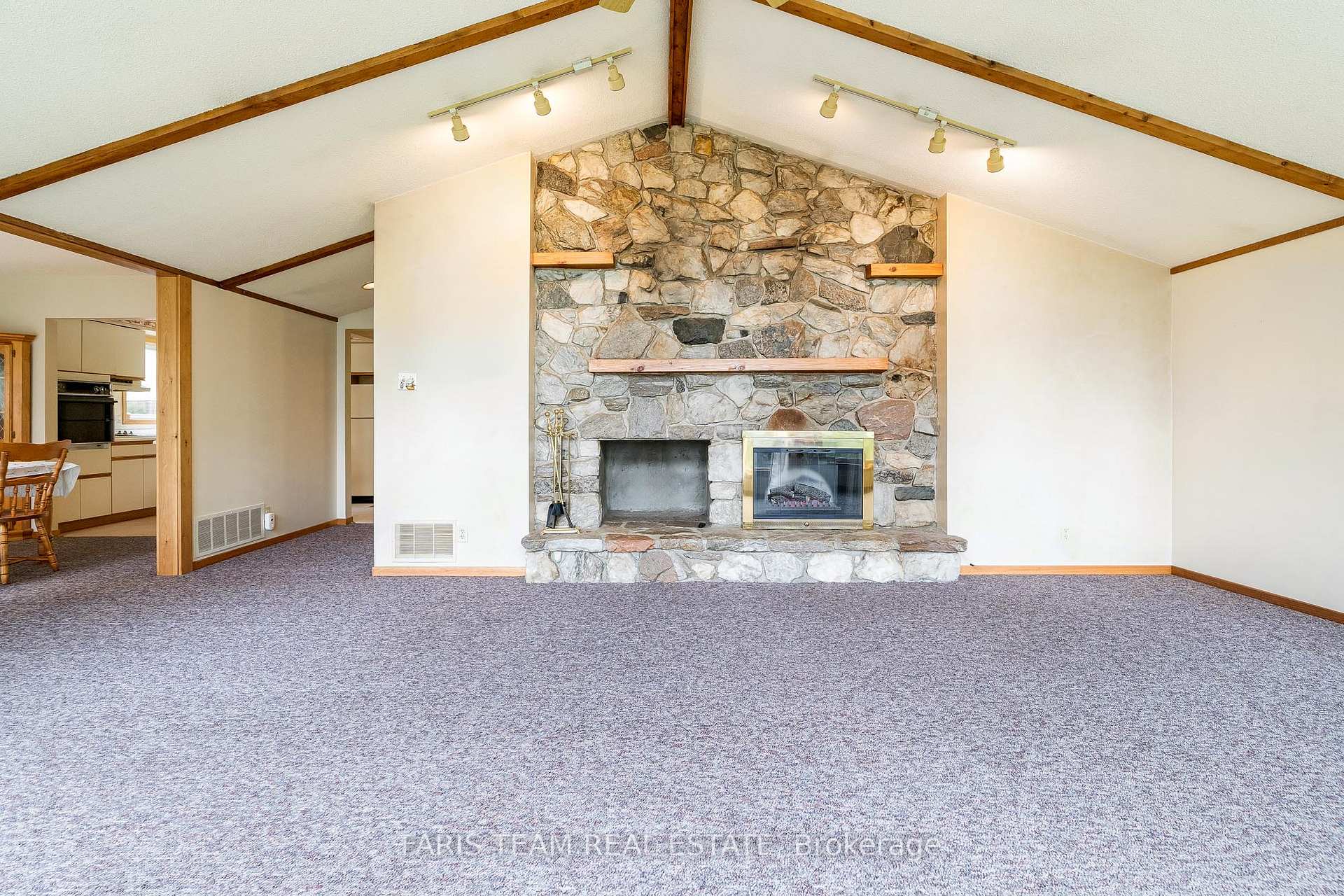 Photo 13 of 2385 Whetham Road, Springwater, Rural Springwater — HOMEH