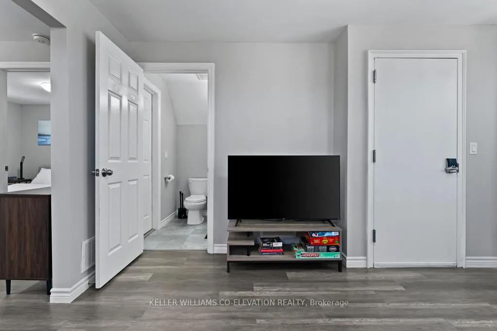 Photo 10 of Unit 1, 9 Merigold Street, St. Catharines, Western Hill — HOMEH