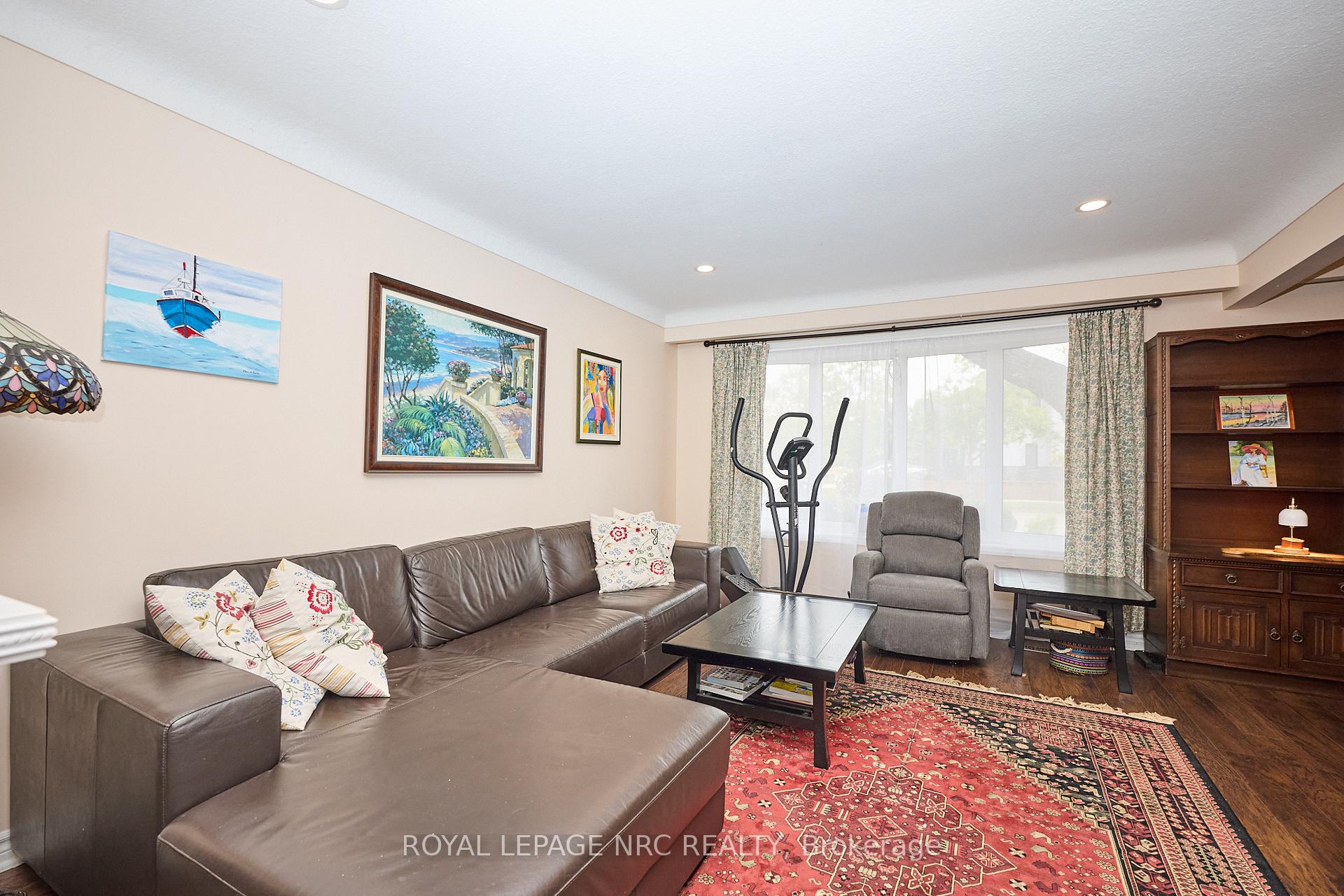 Photo 6 of 551 Geneva Street, St. Catharines, Lakeport — HOMEH