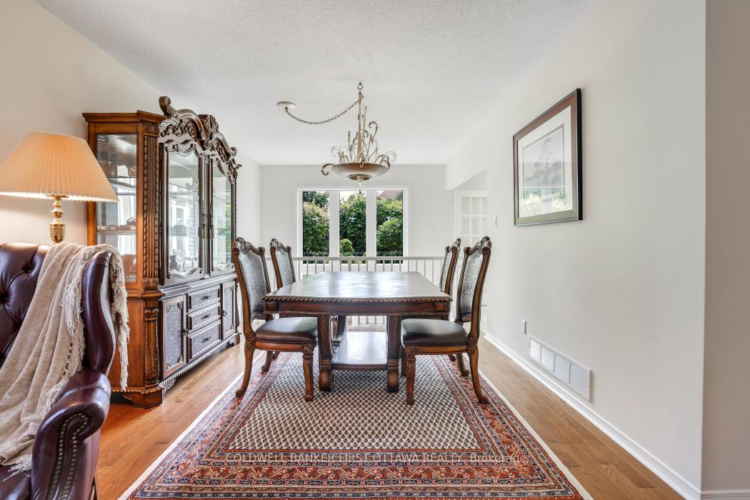 Photo 15 of 10 Ladybirds Crescent, Ottawa, Stittsville (North) — HOMEH