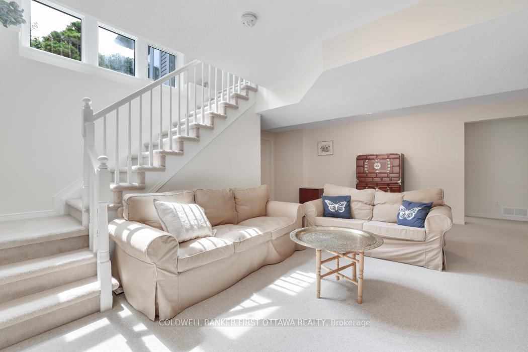 Photo 28 of 10 Ladybirds Crescent, Ottawa, Stittsville (North) — HOMEH