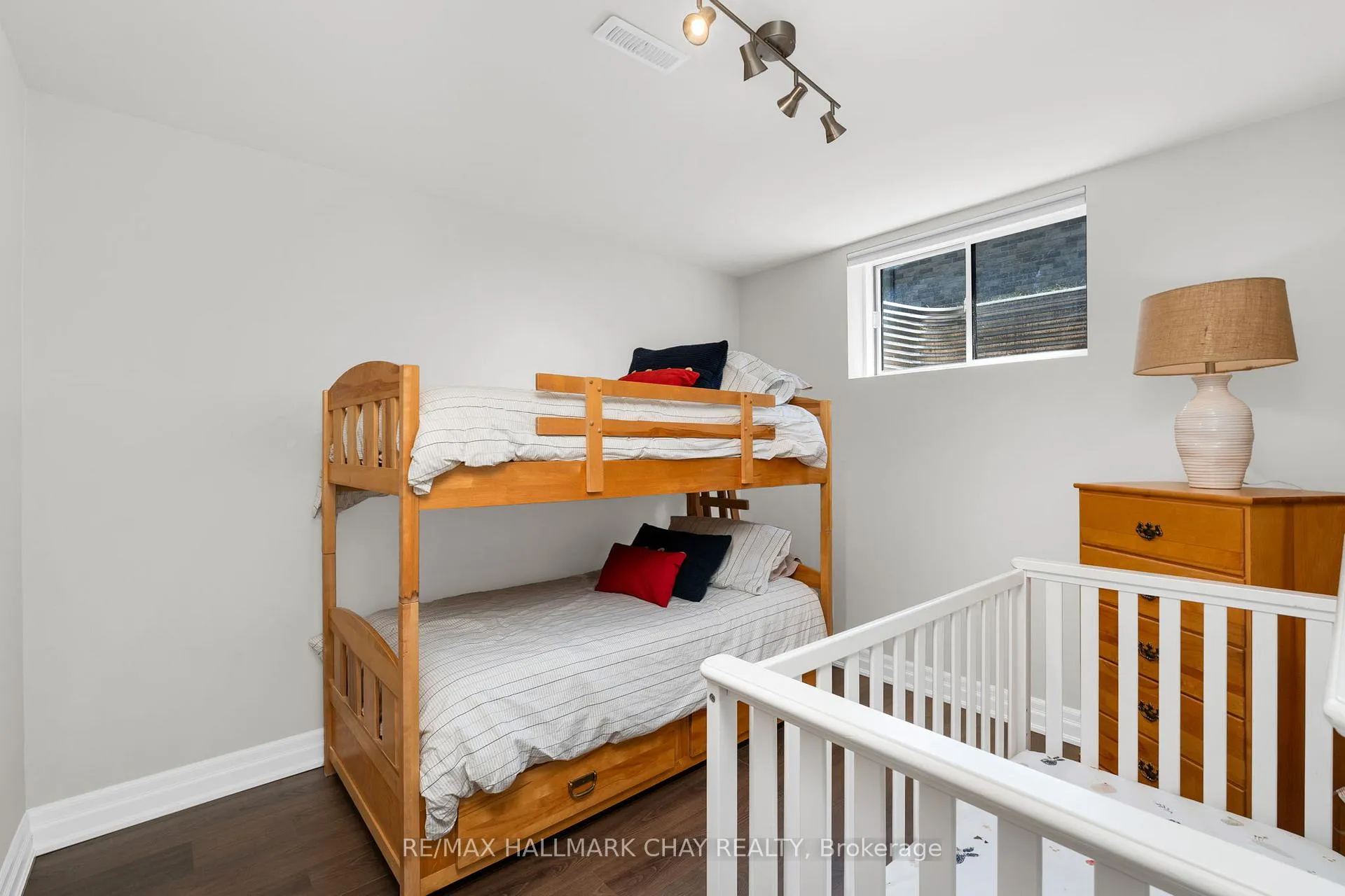 Photo 34 of 10 Byers Street, Springwater, Snow Valley — HOMEH