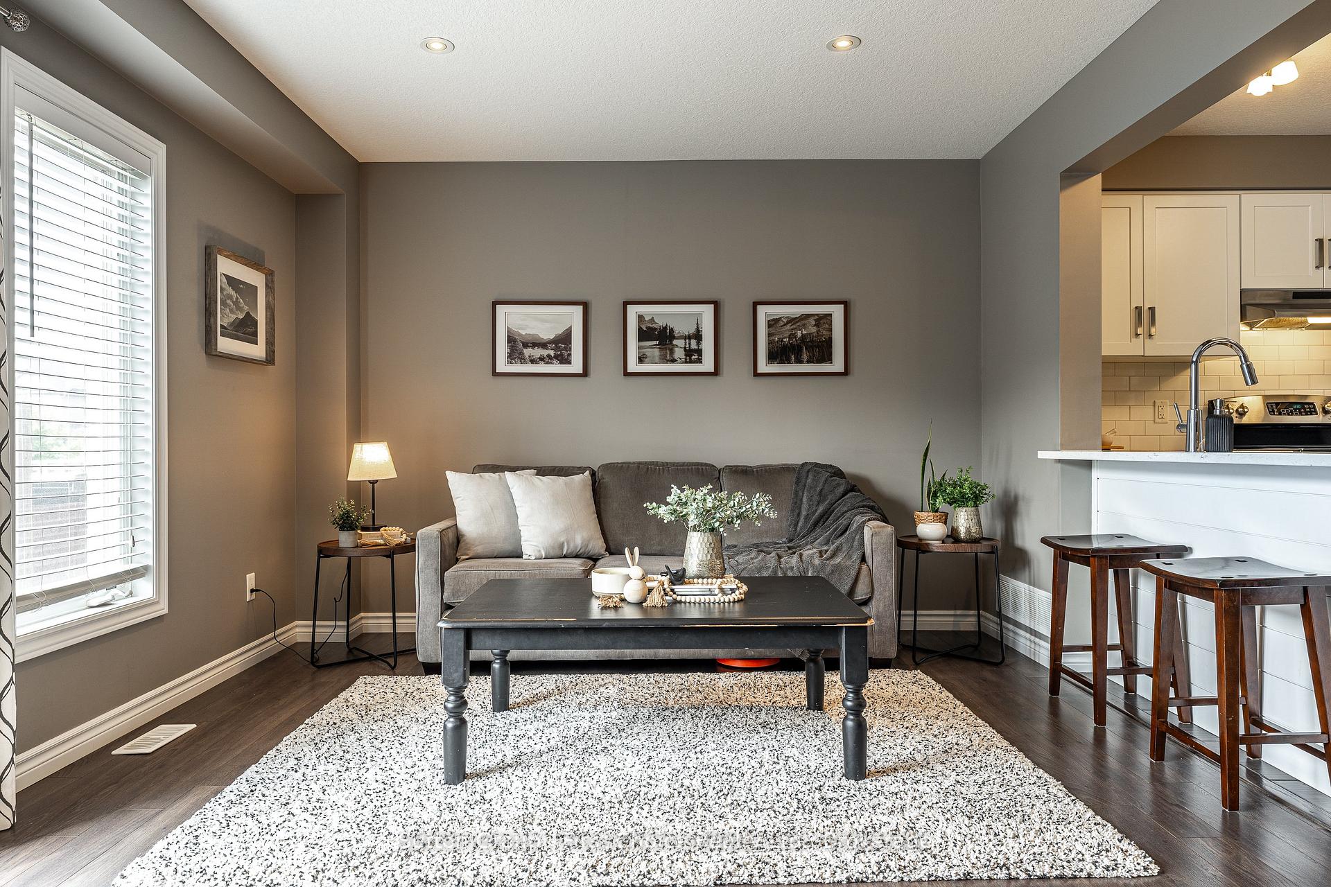 Photo 10 of 6 Robertson Drive, Stratford — HOMEH